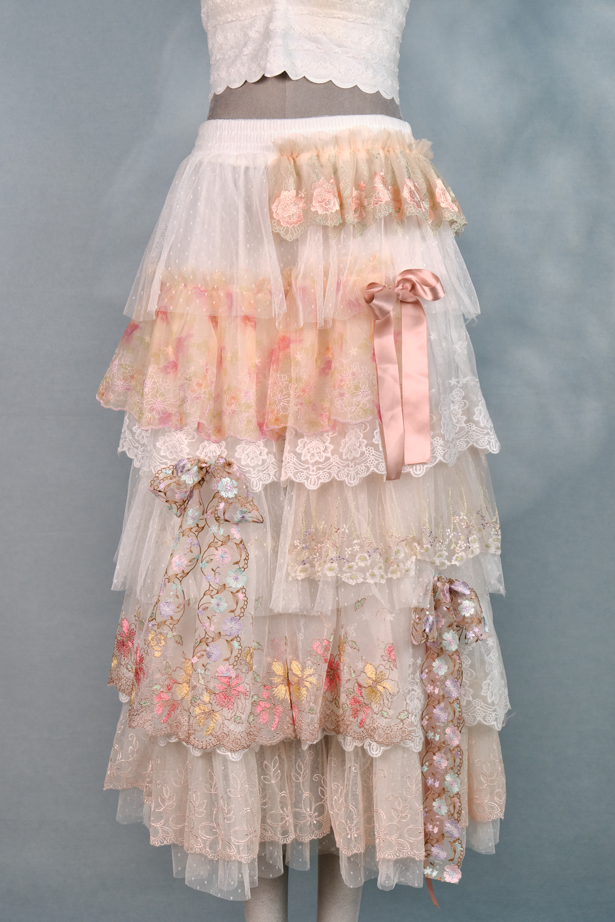 12363 Classic Signature Lace Cake Skirt