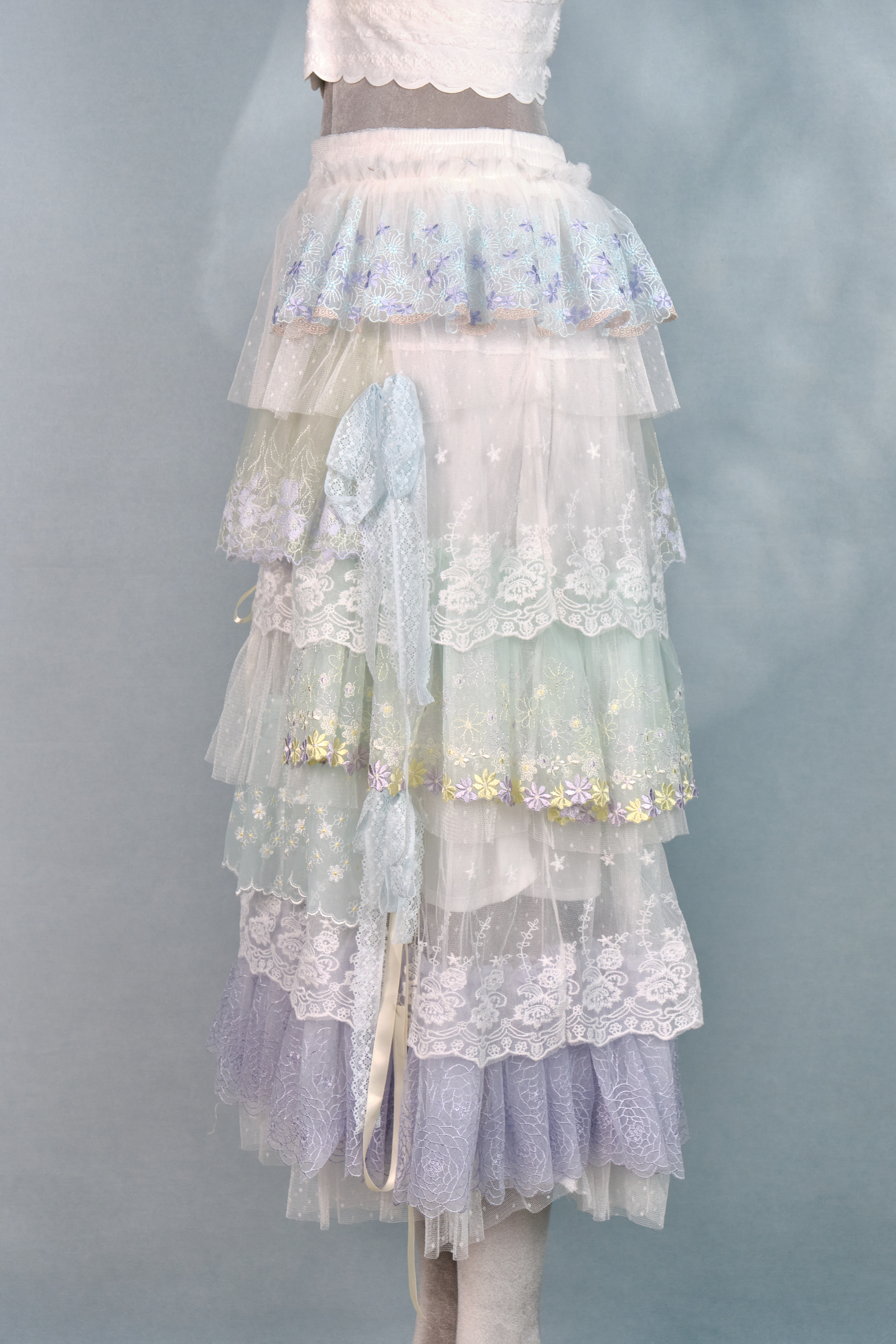 12366 Classic Signature Lace Cake Skirt