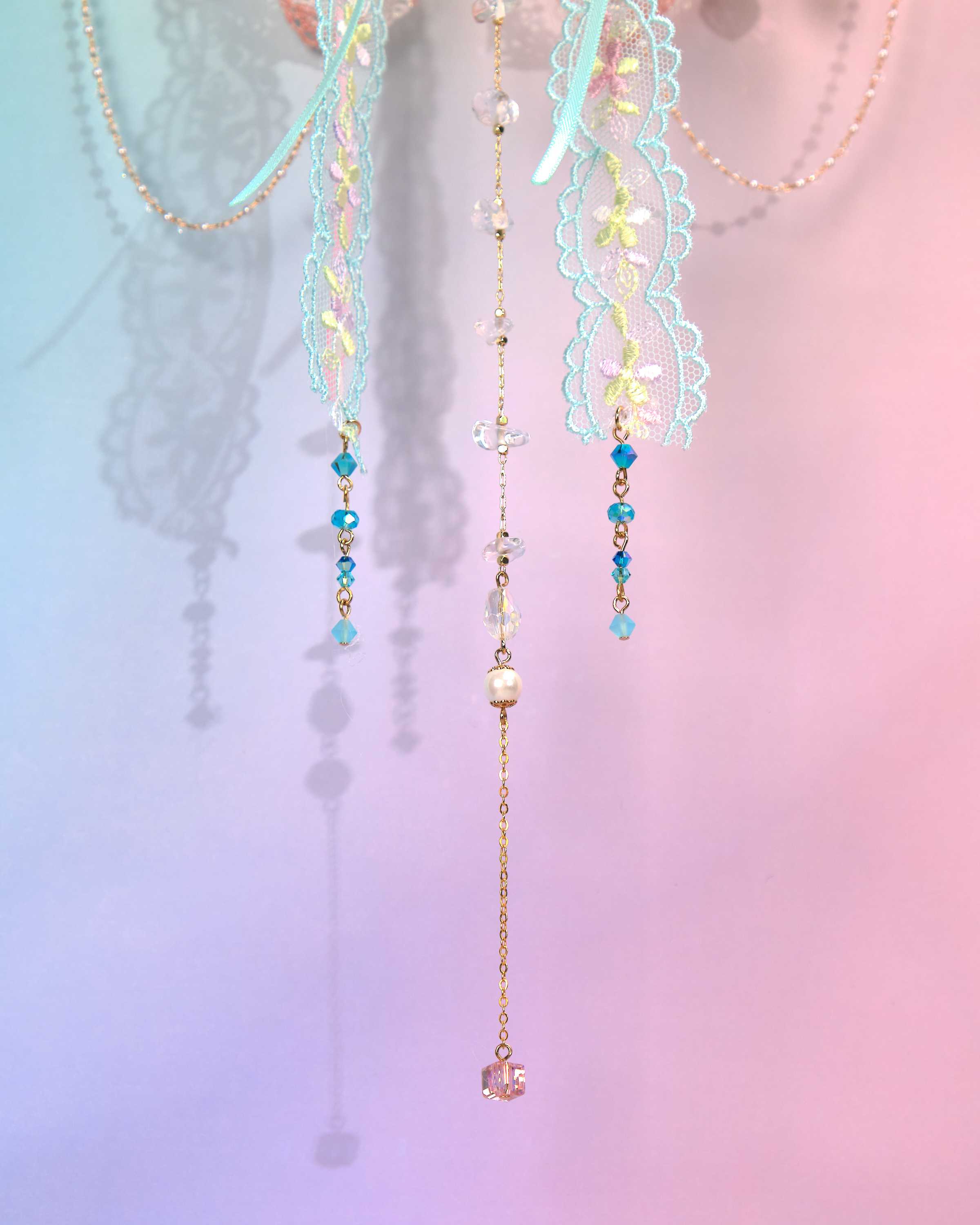 12526 Pastoral Waterfall Lace Bow