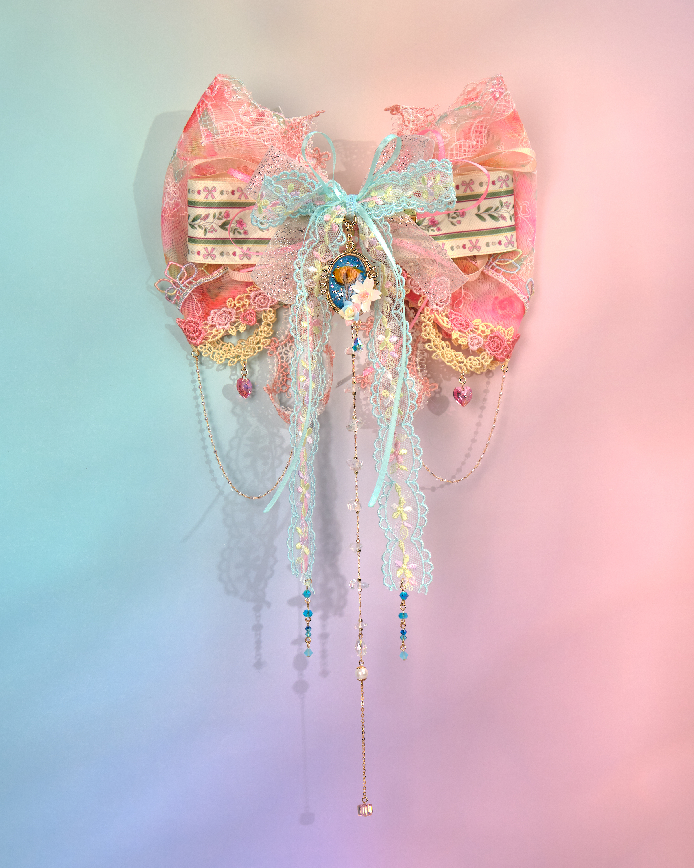 12526 Pastoral Waterfall Lace Bow