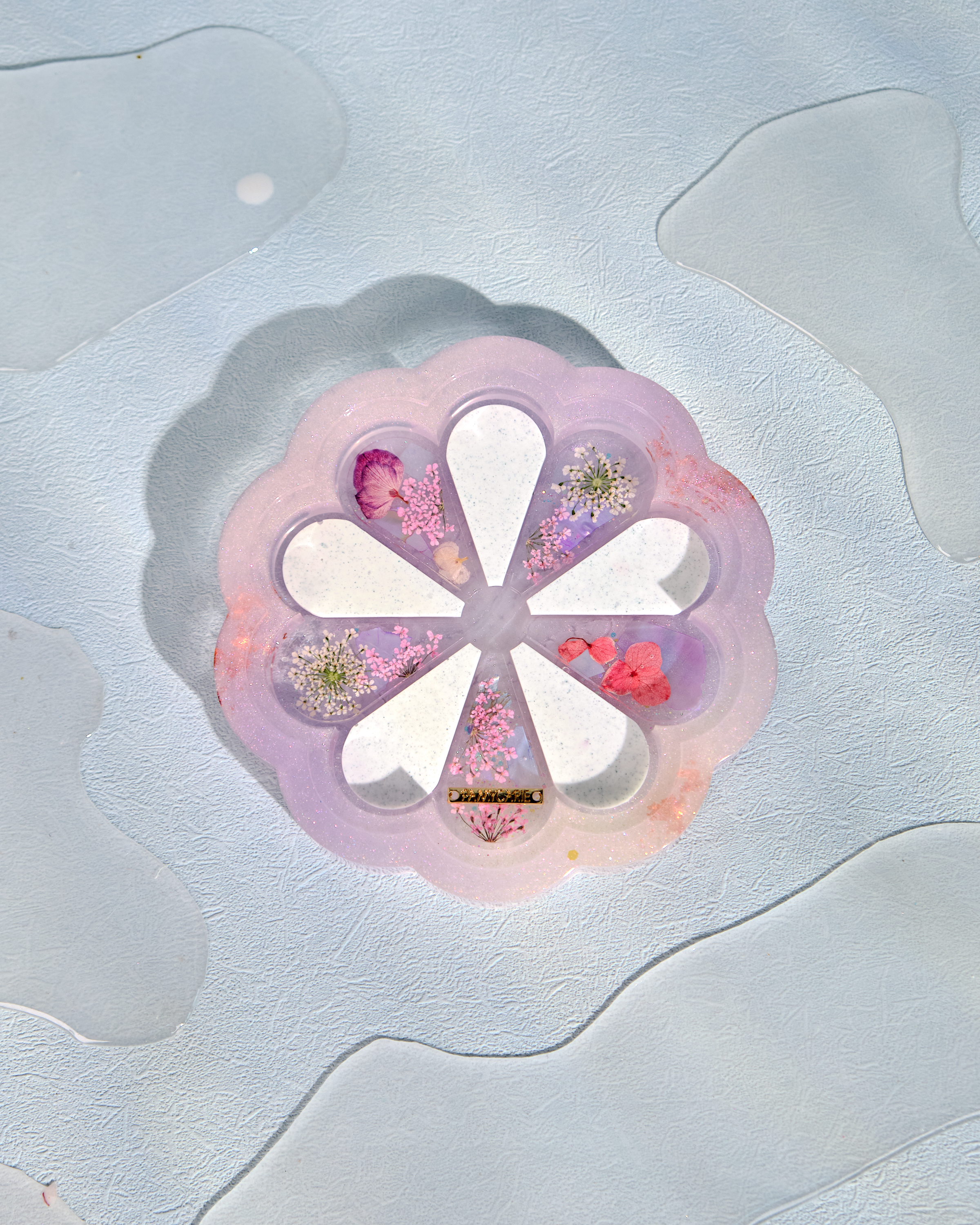 12506 Resin Pressed Flower Plate