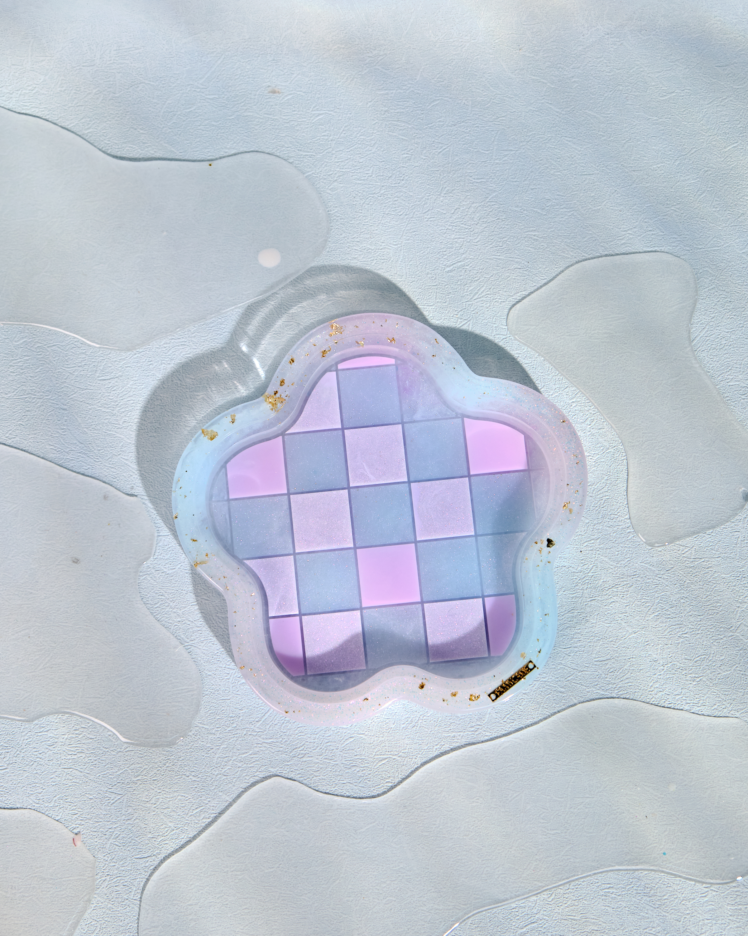 12499 Resin Pressed Flower Plate