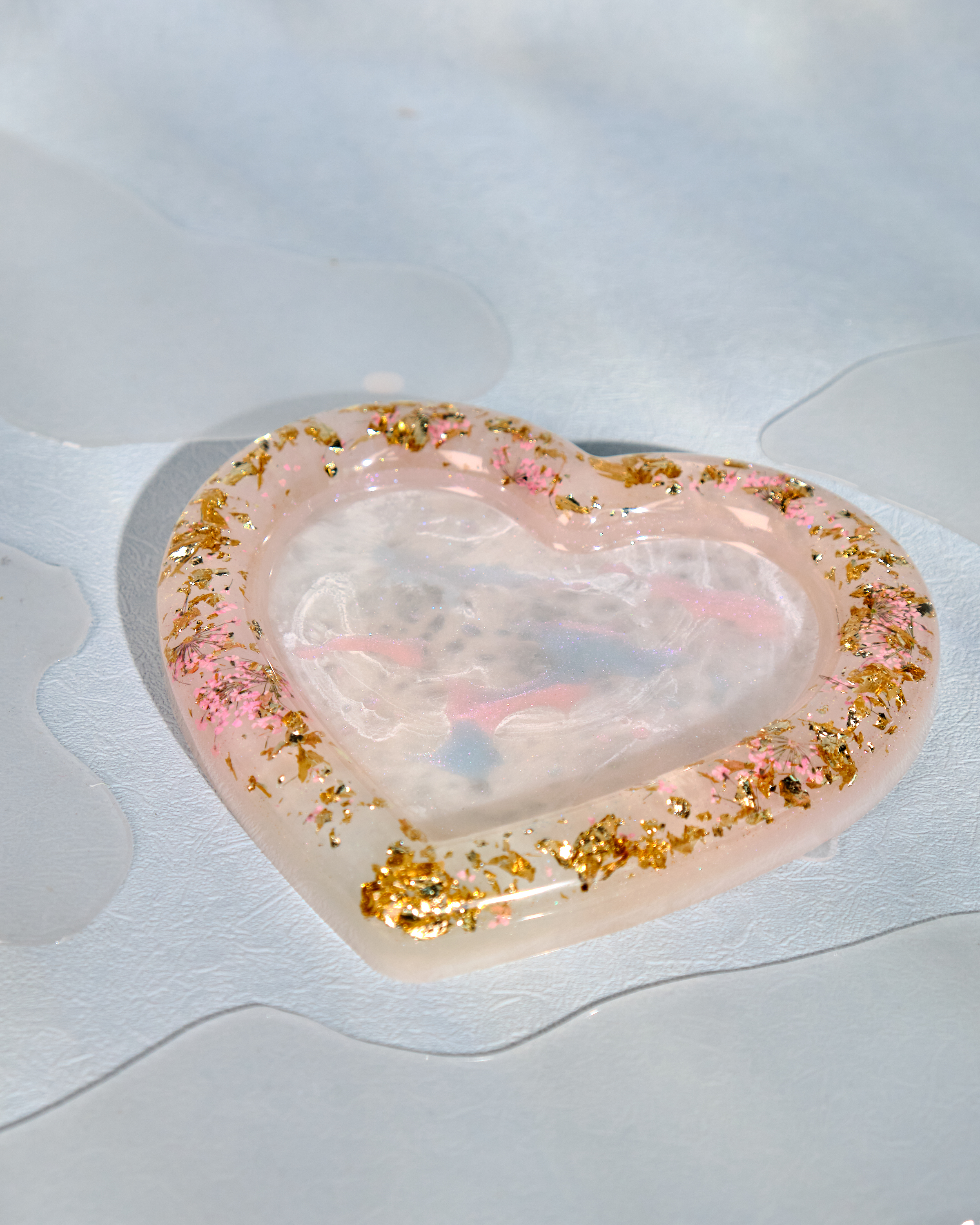 12498 Resin Pressed Flower Plate