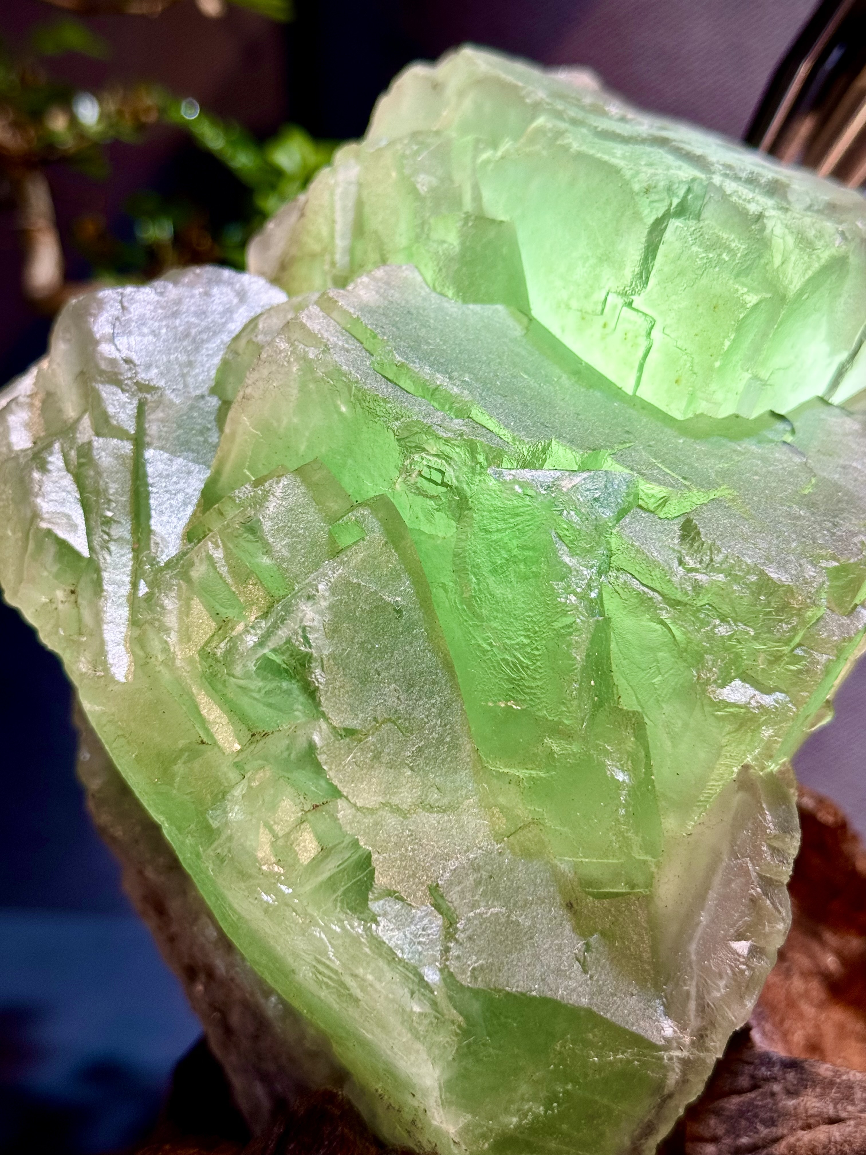 綠螢石原礦擺件 5905