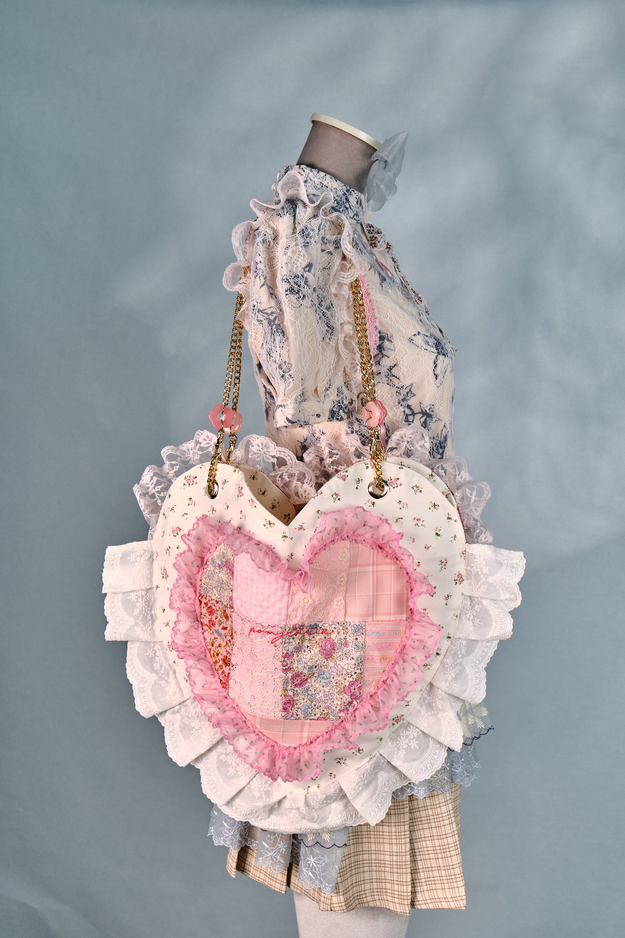 12462 Romantic Patchwork Ruffled Edge Tote Bag