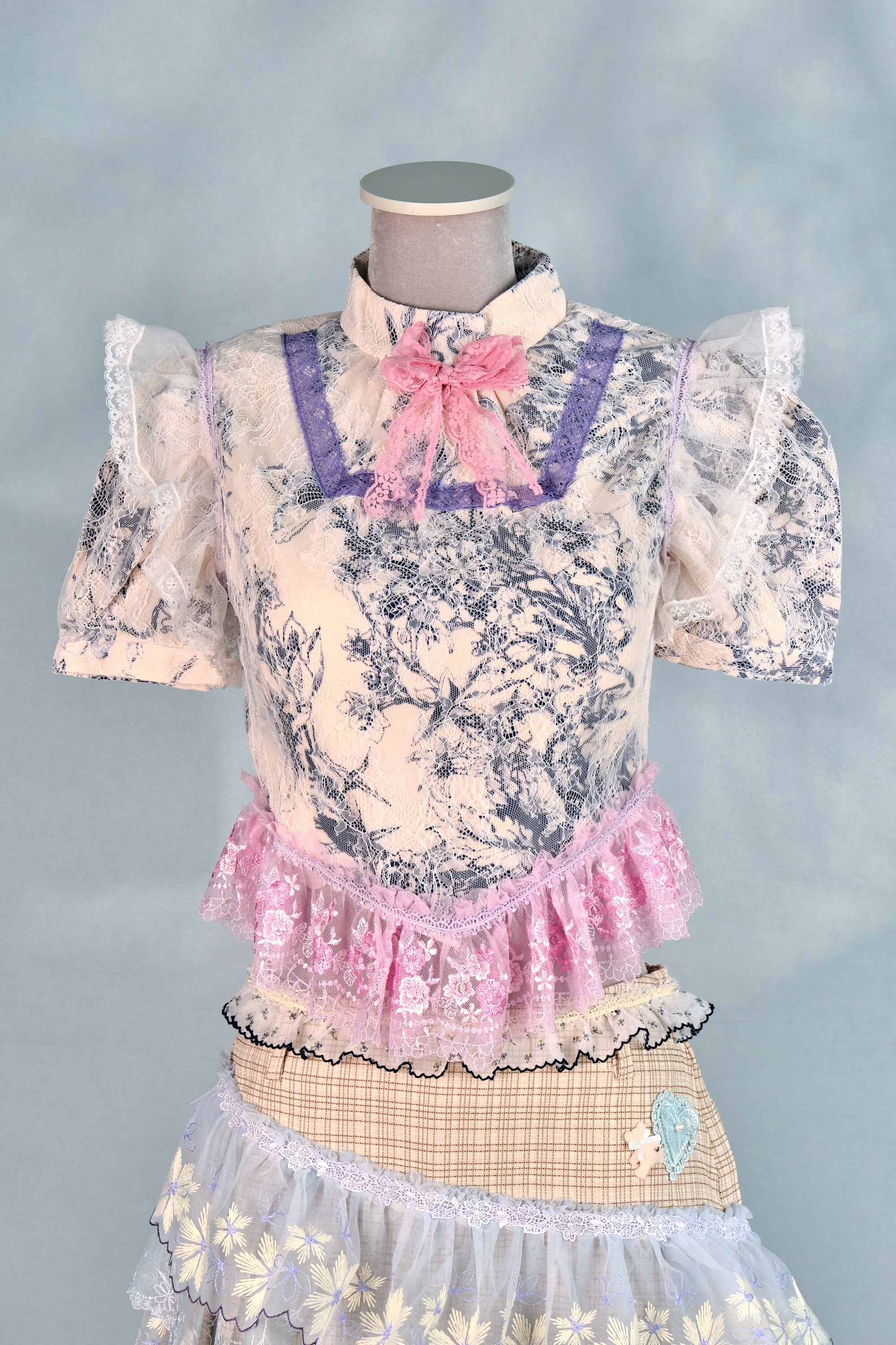 12457 Lace Bow Stand-Collar Small Cheongsam Top