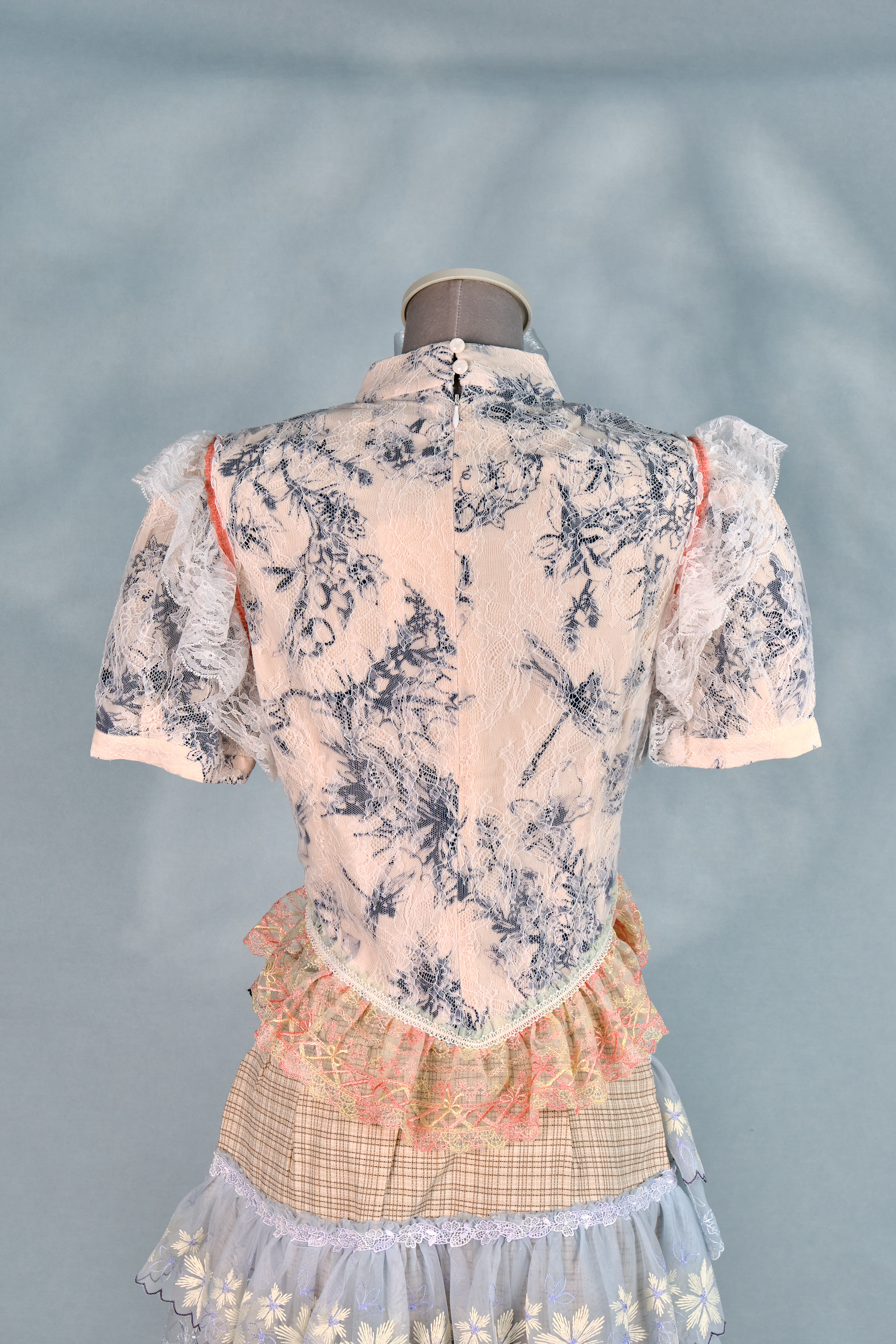 12456 Lace Bow Stand-Collar Small Cheongsam Top