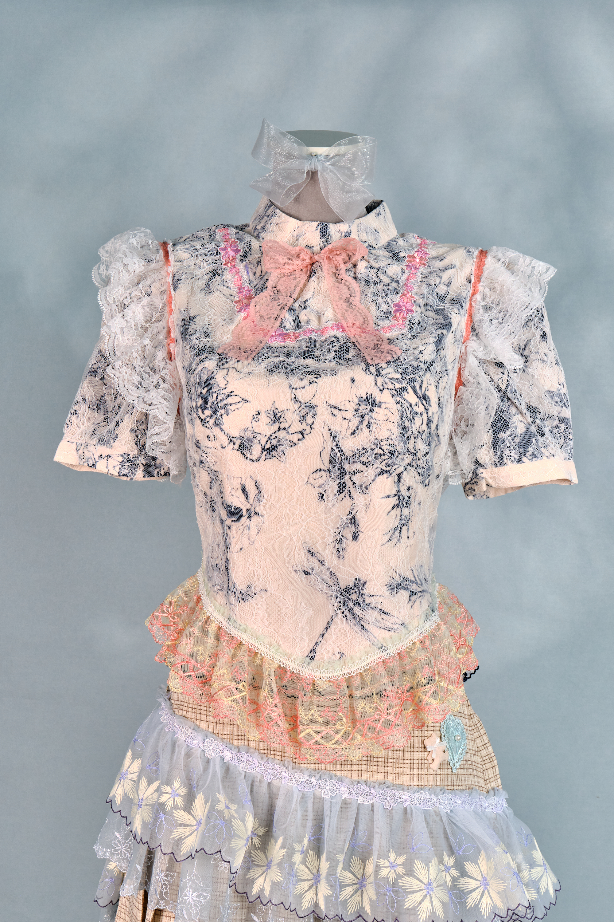 12456 Lace Bow Stand-Collar Small Cheongsam Top