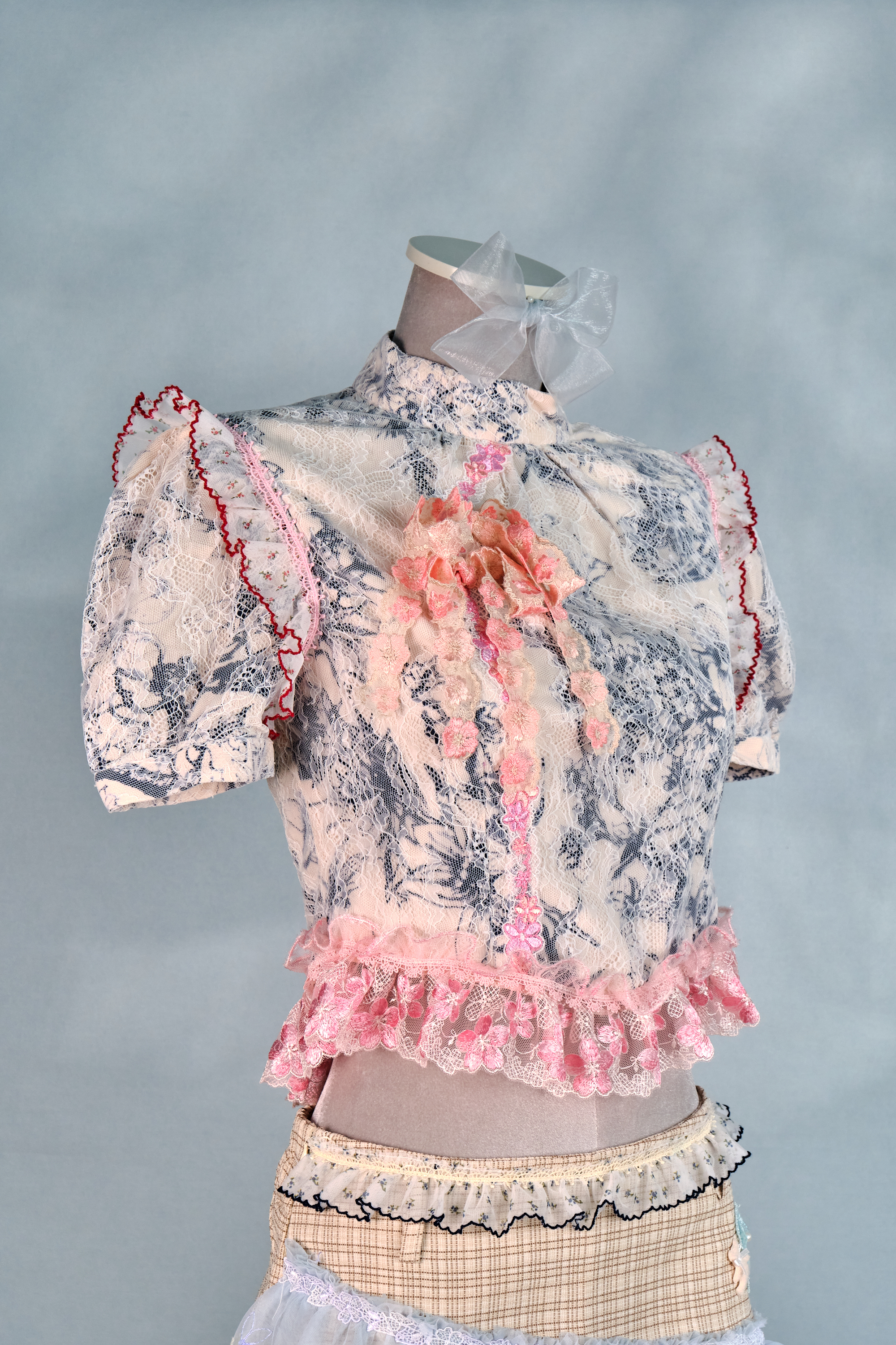 12455 Lace Bow Stand-Collar Small Cheongsam Top