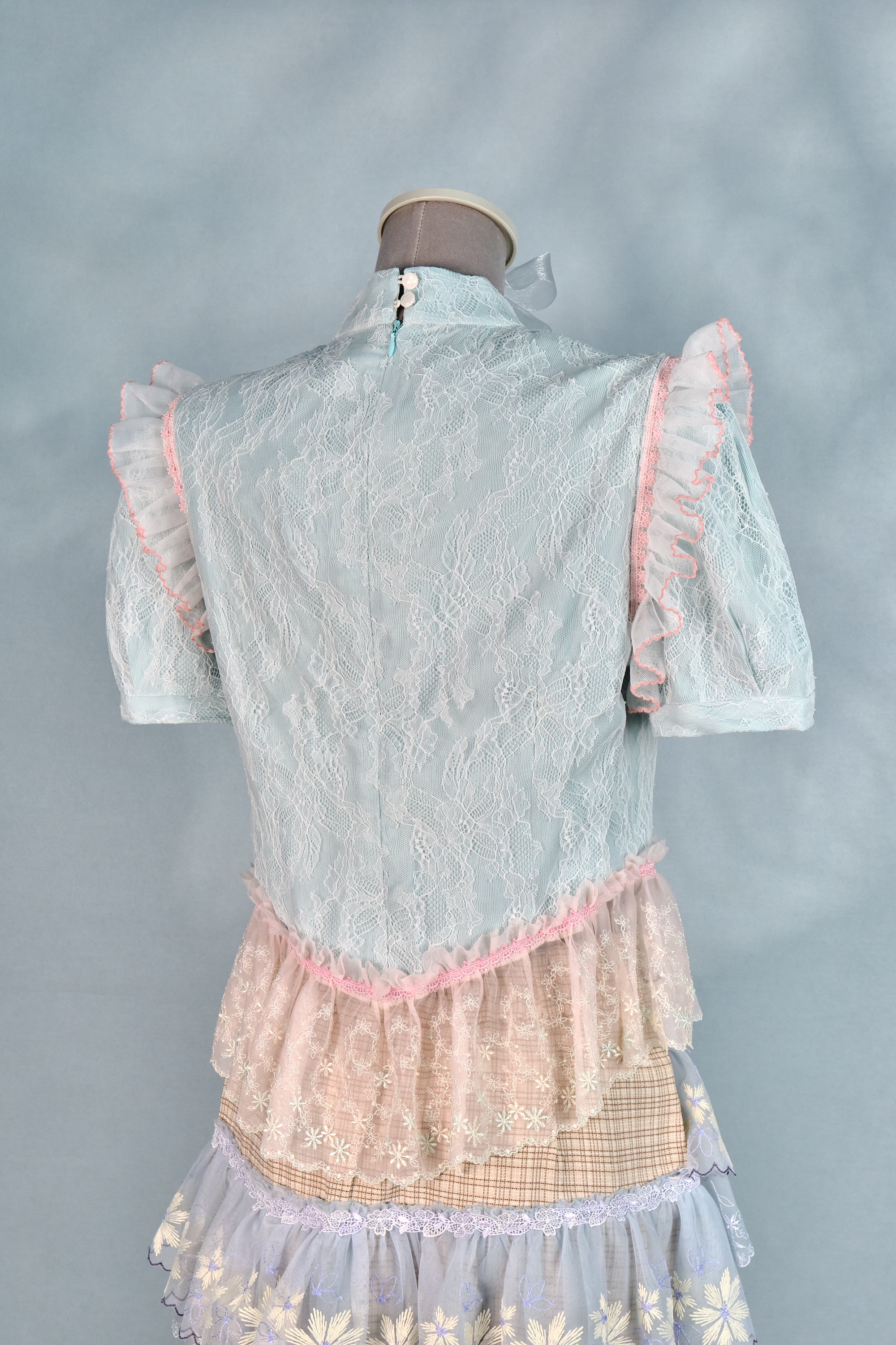 12450 Lace Bow Stand-Collar Small Cheongsam Top