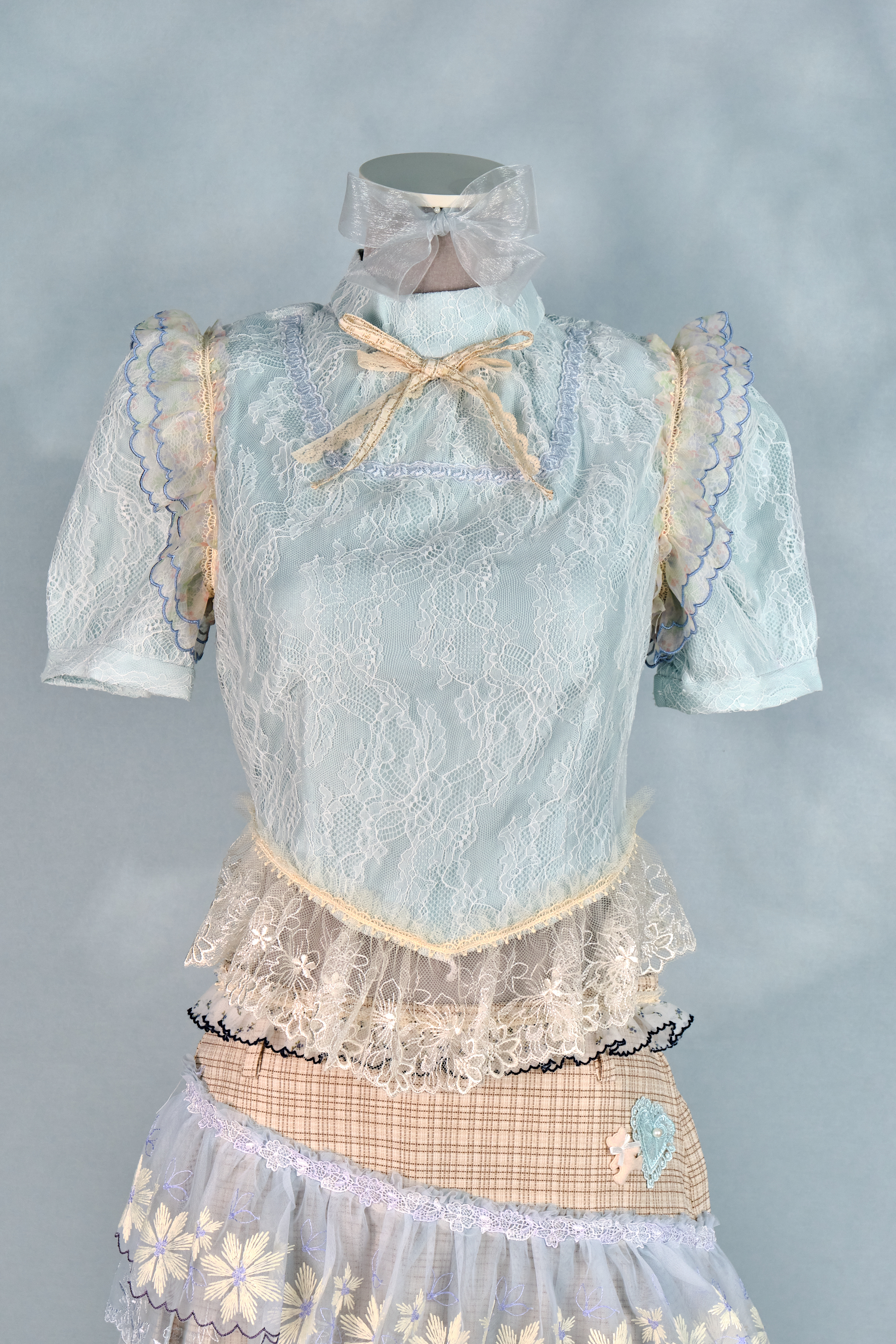 12449 Lace Bow Stand-Collar Small Cheongsam Top