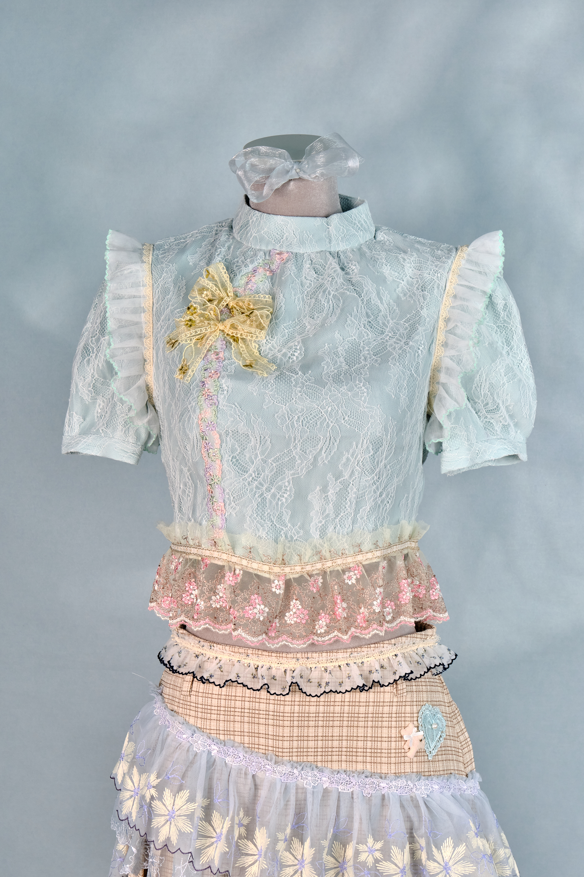 12448 Lace Bow Stand-Collar Small Cheongsam Top