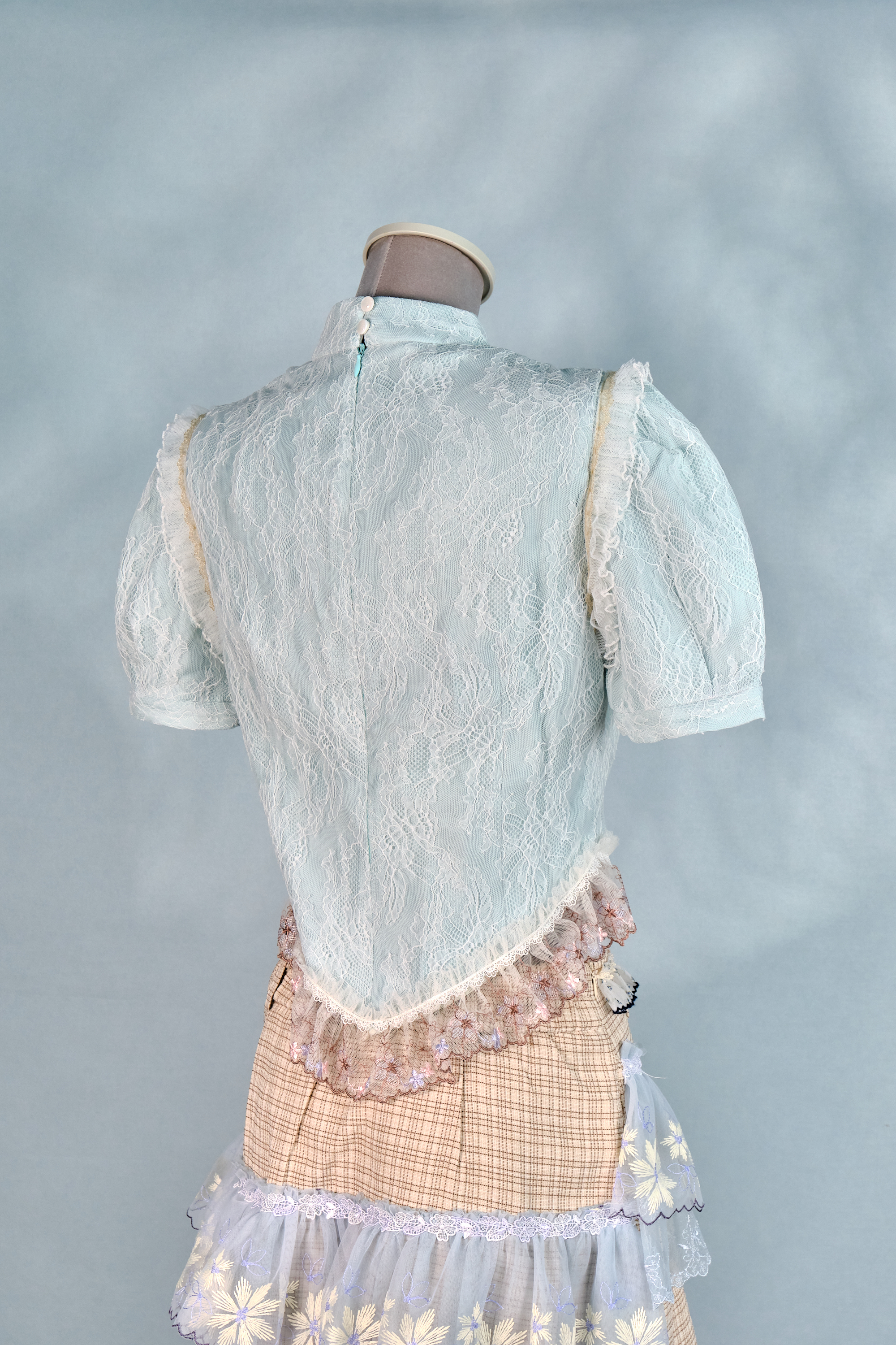 12447 Lace Bow Stand-Collar Small Cheongsam Top