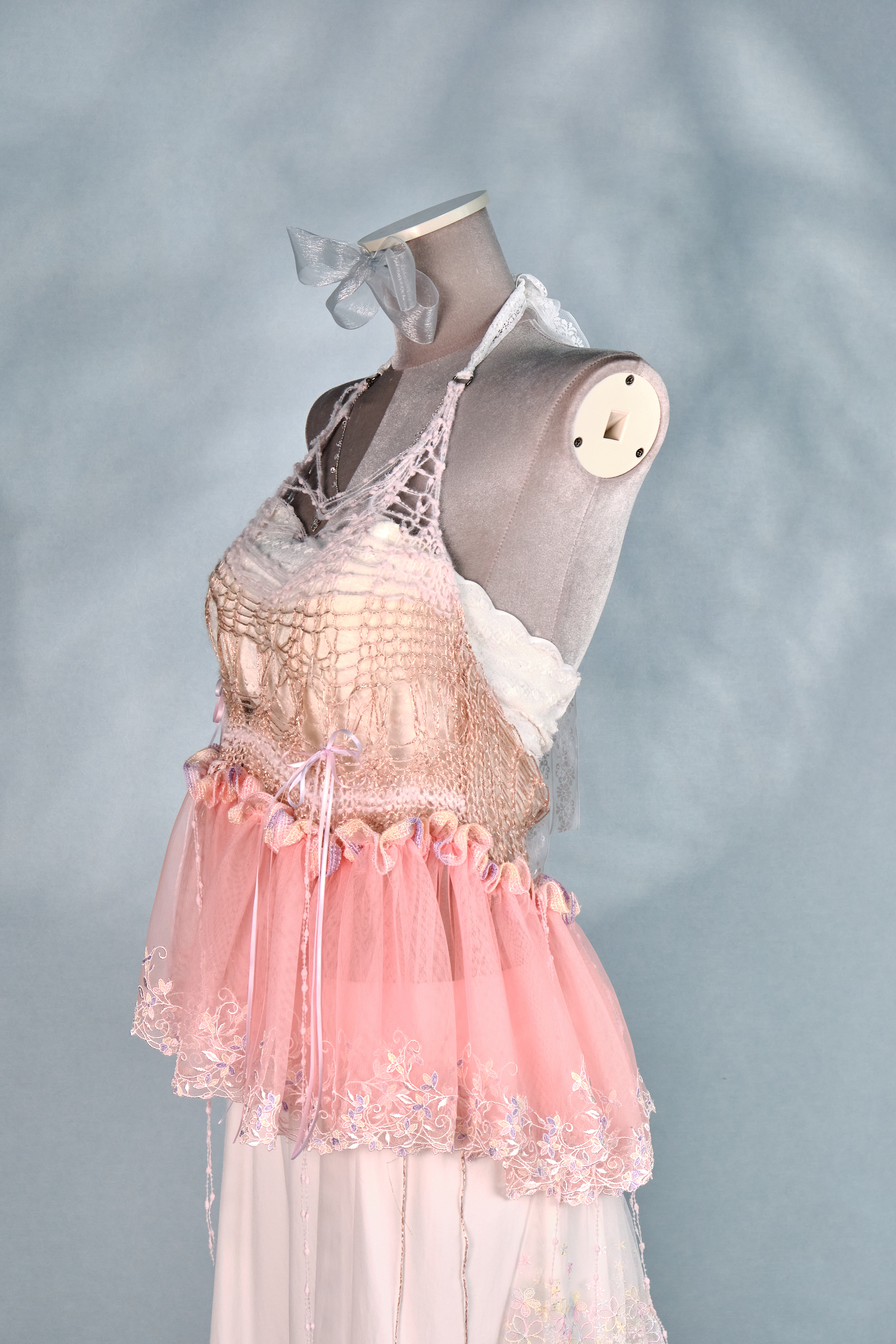 12442 Knitted Hollow-Out Irregular Lace Vest