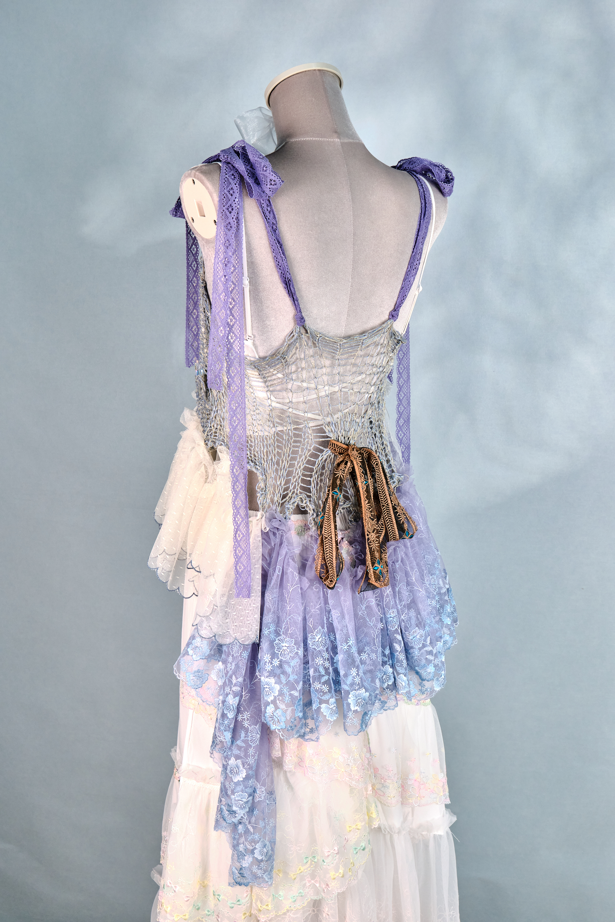 12439 Knitted Hollow-Out Irregular Lace Vest