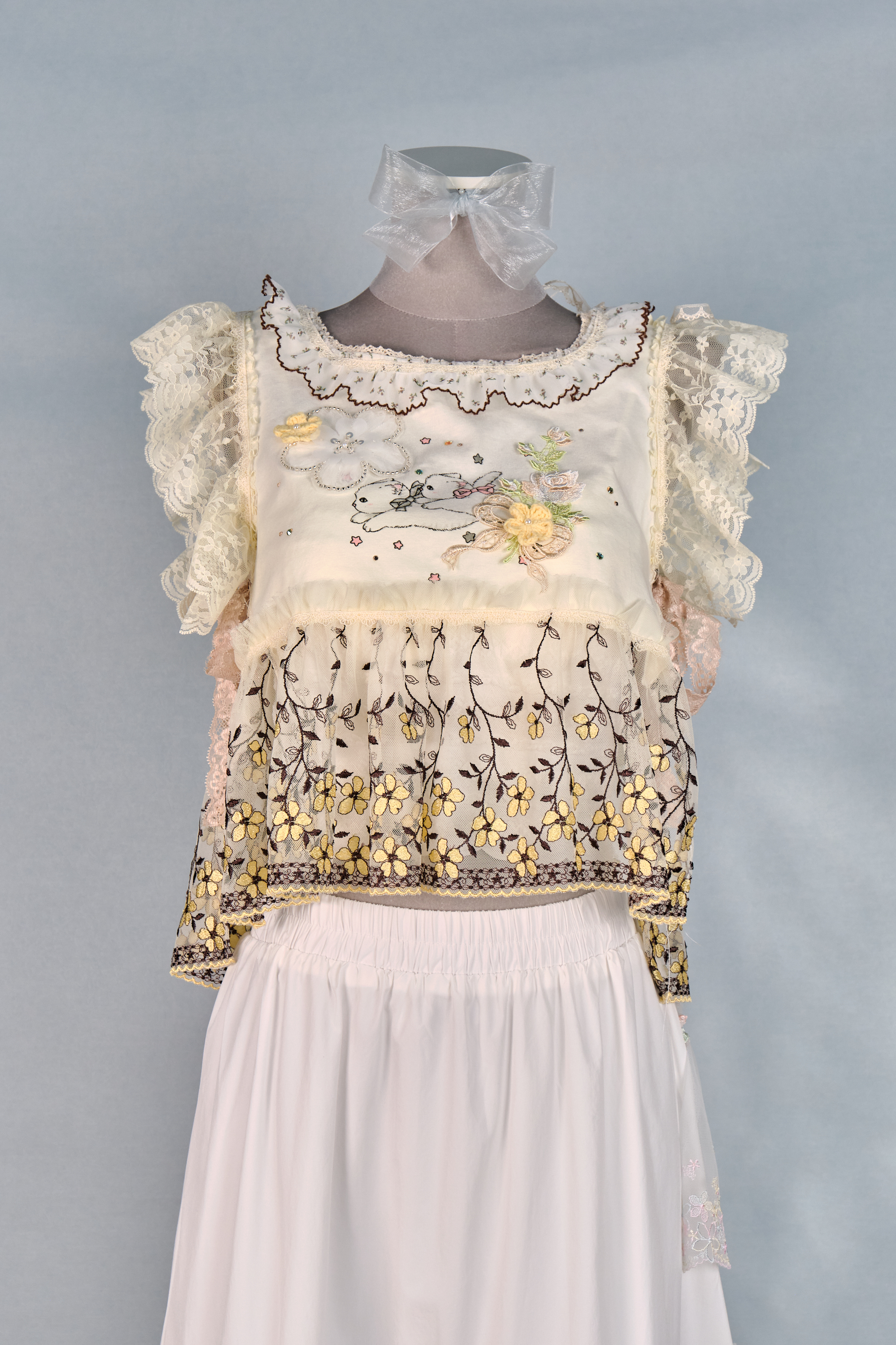 12395 Printed Embroidered Side-Opening Vest