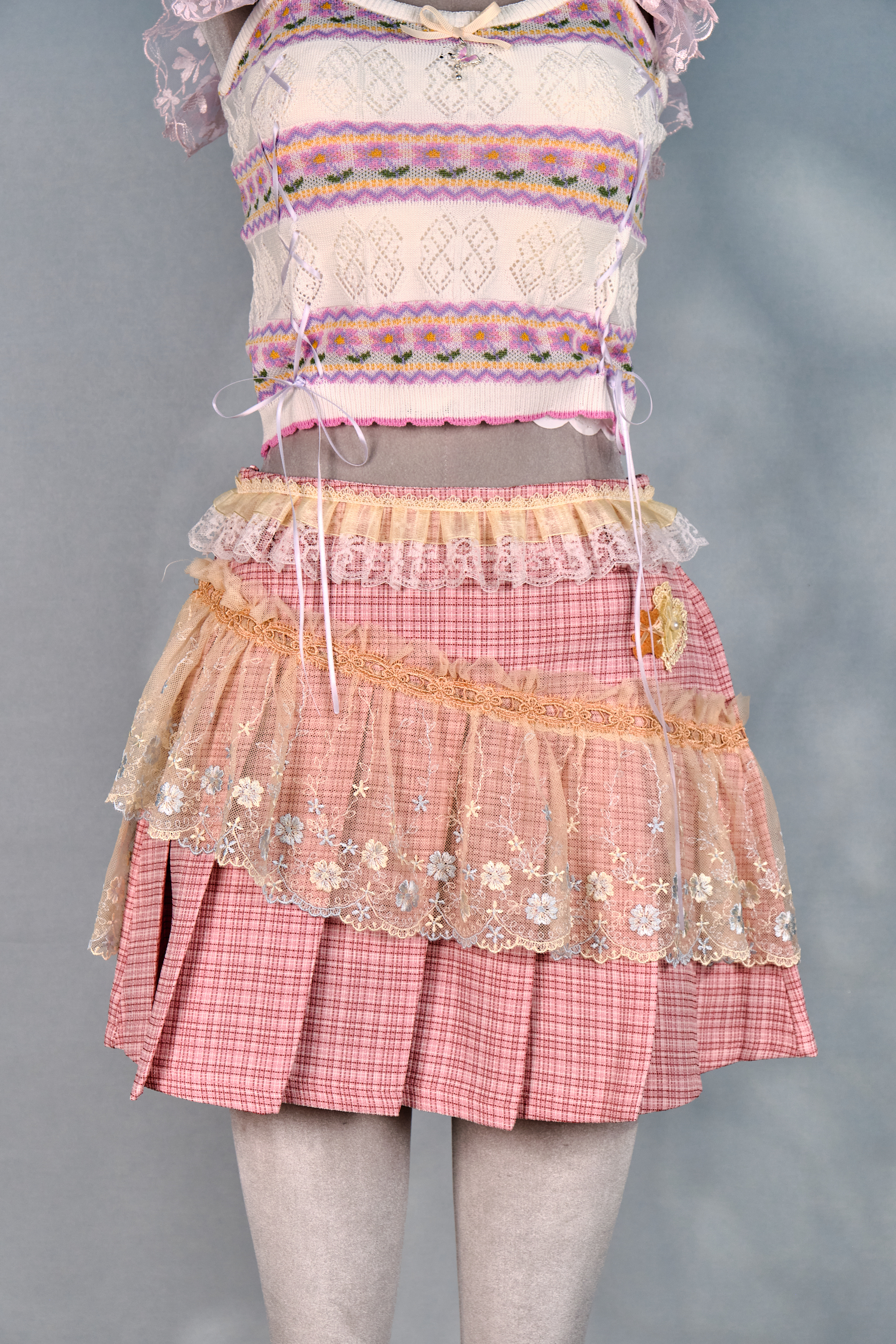 12389 Dreamy Academy Style Lace Plaid Pleated Skirt with Detachable Belt