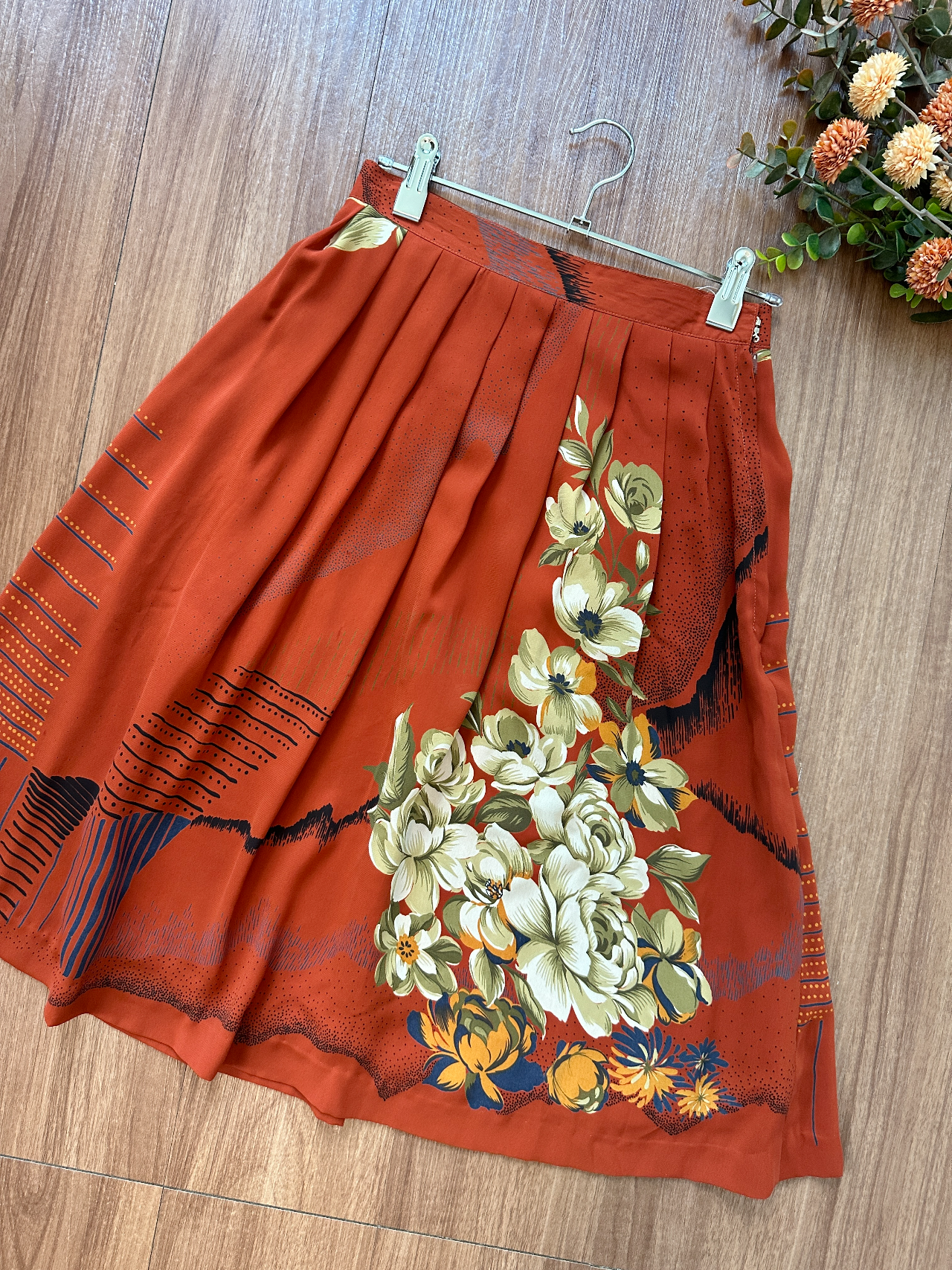 南瓜色大花半身裙
