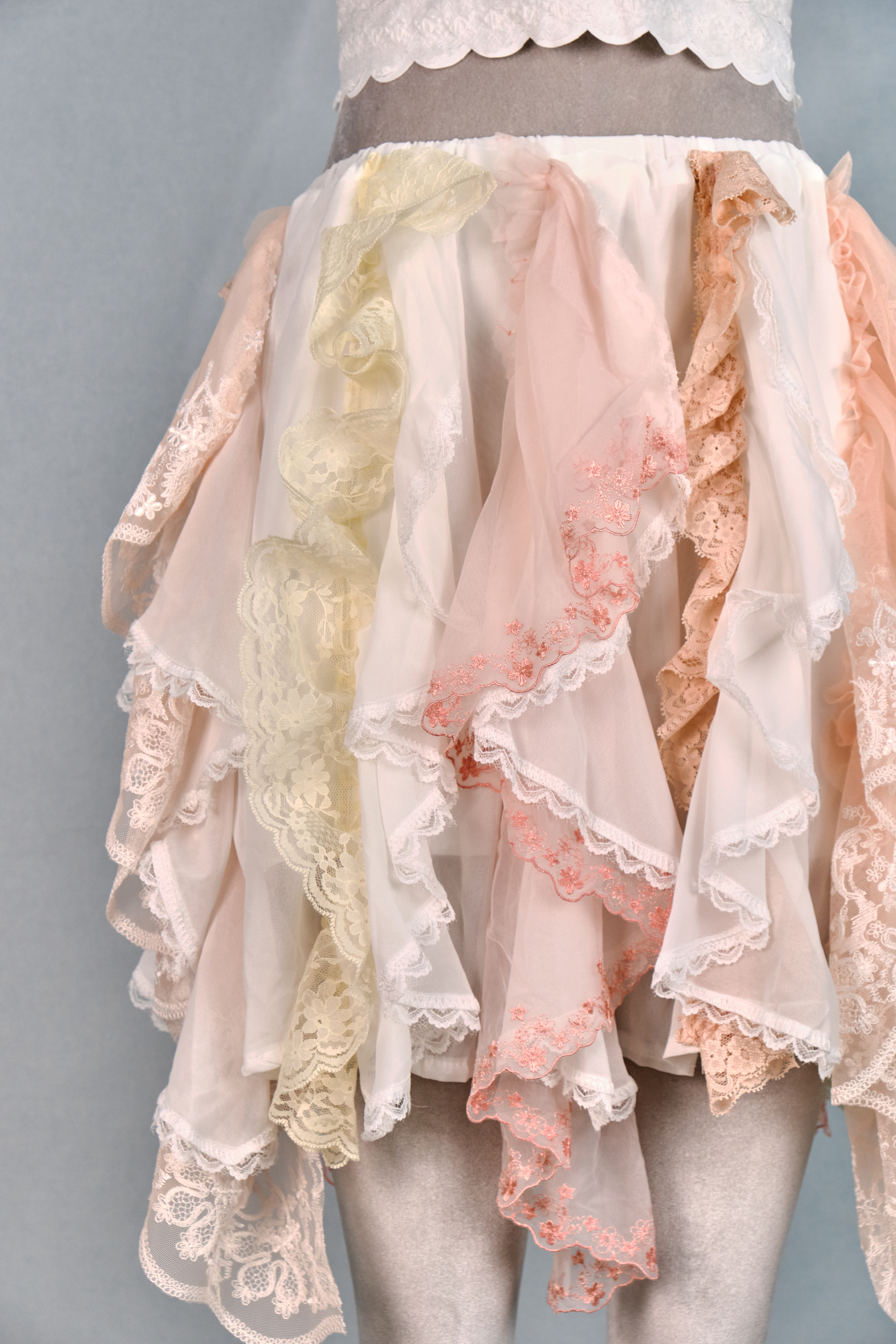 12379 Jellyfish Ribbon Pleated Wave Skort