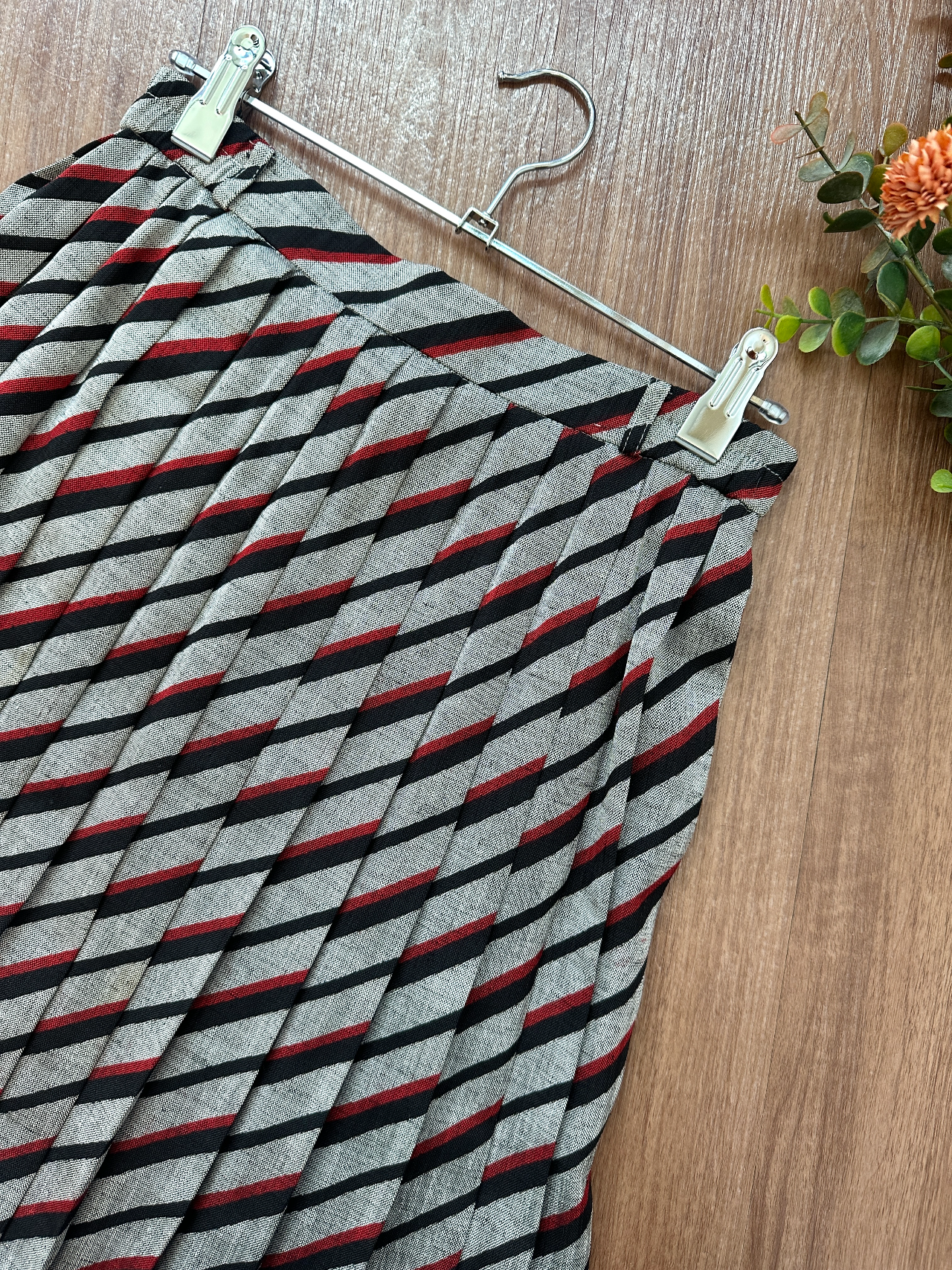 型格感斜紋百摺半身裙