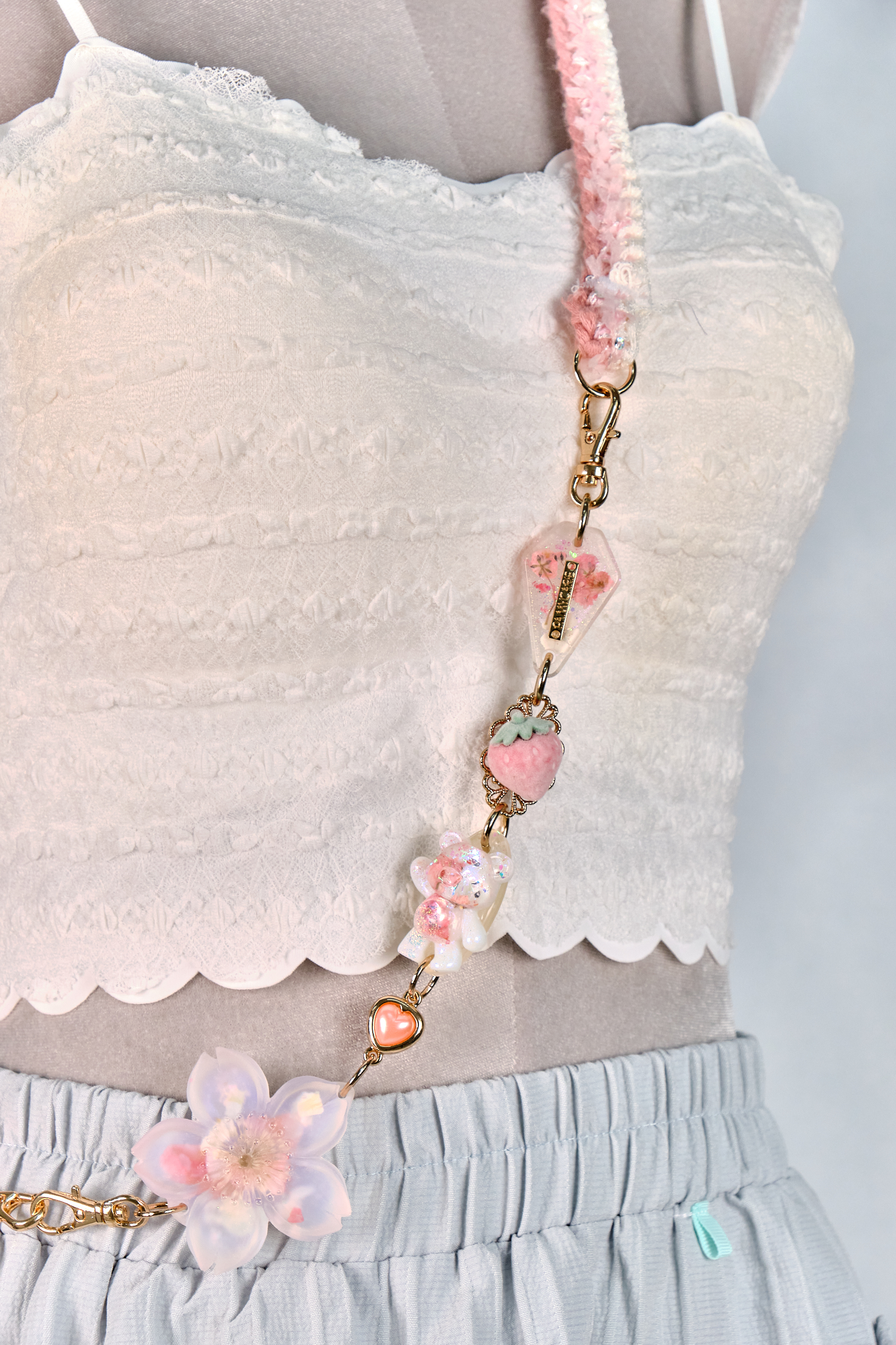 12297 Resin Pressed Flower Crossbody Phone Chain