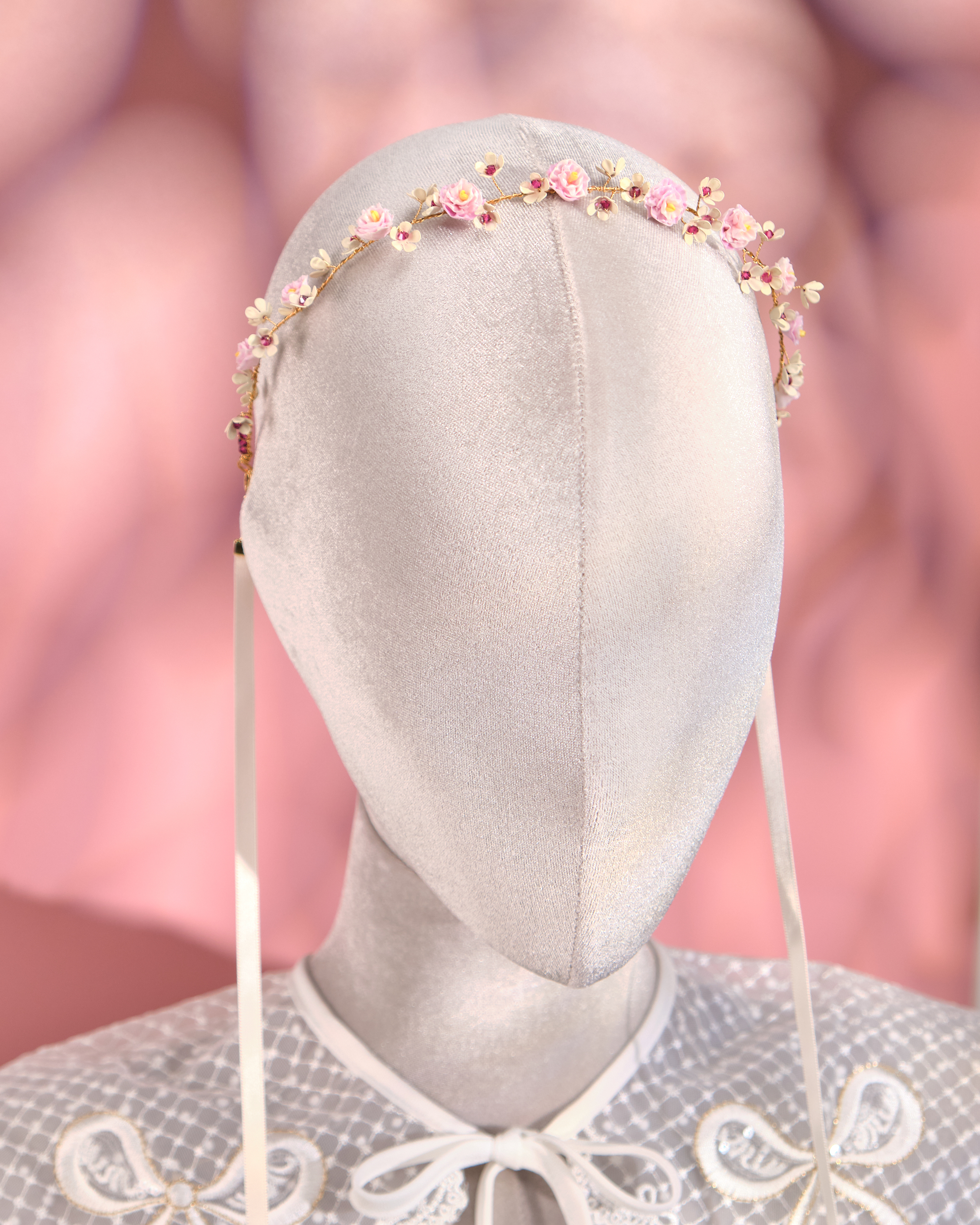 12268 夏日花橋頭箍配絲帶拖尾