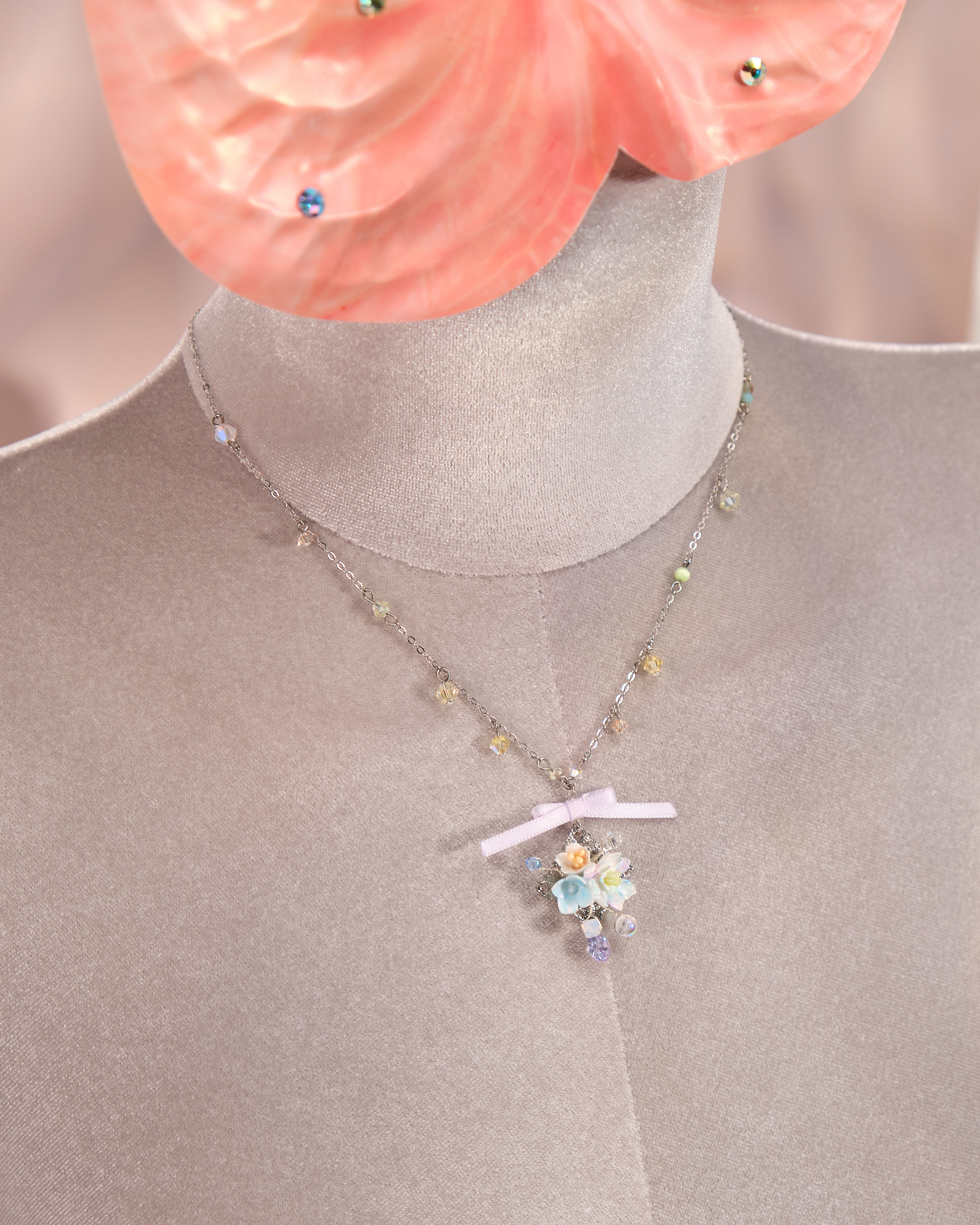 12252 Floral Bow Necklace