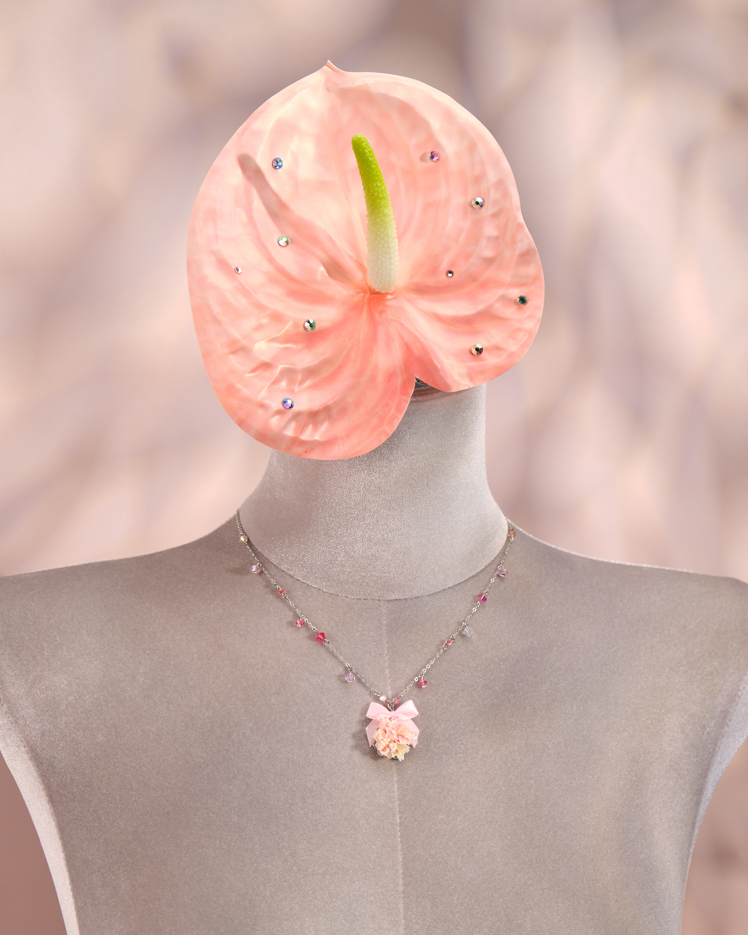 12250 小花蝴蝶結鎖骨鏈