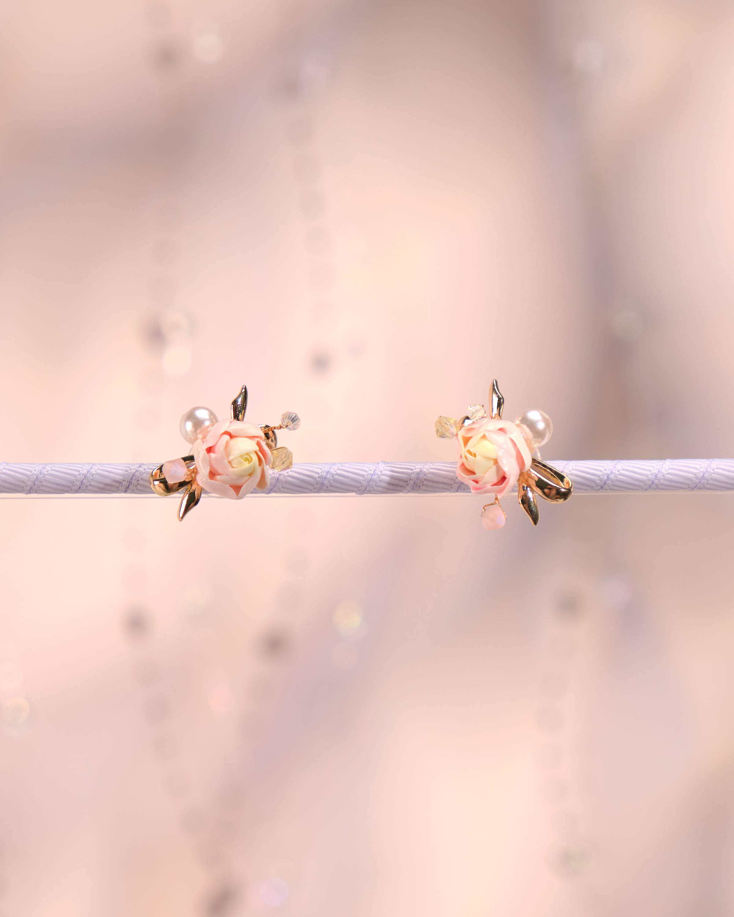 12241 兩用花束絲帶耳環