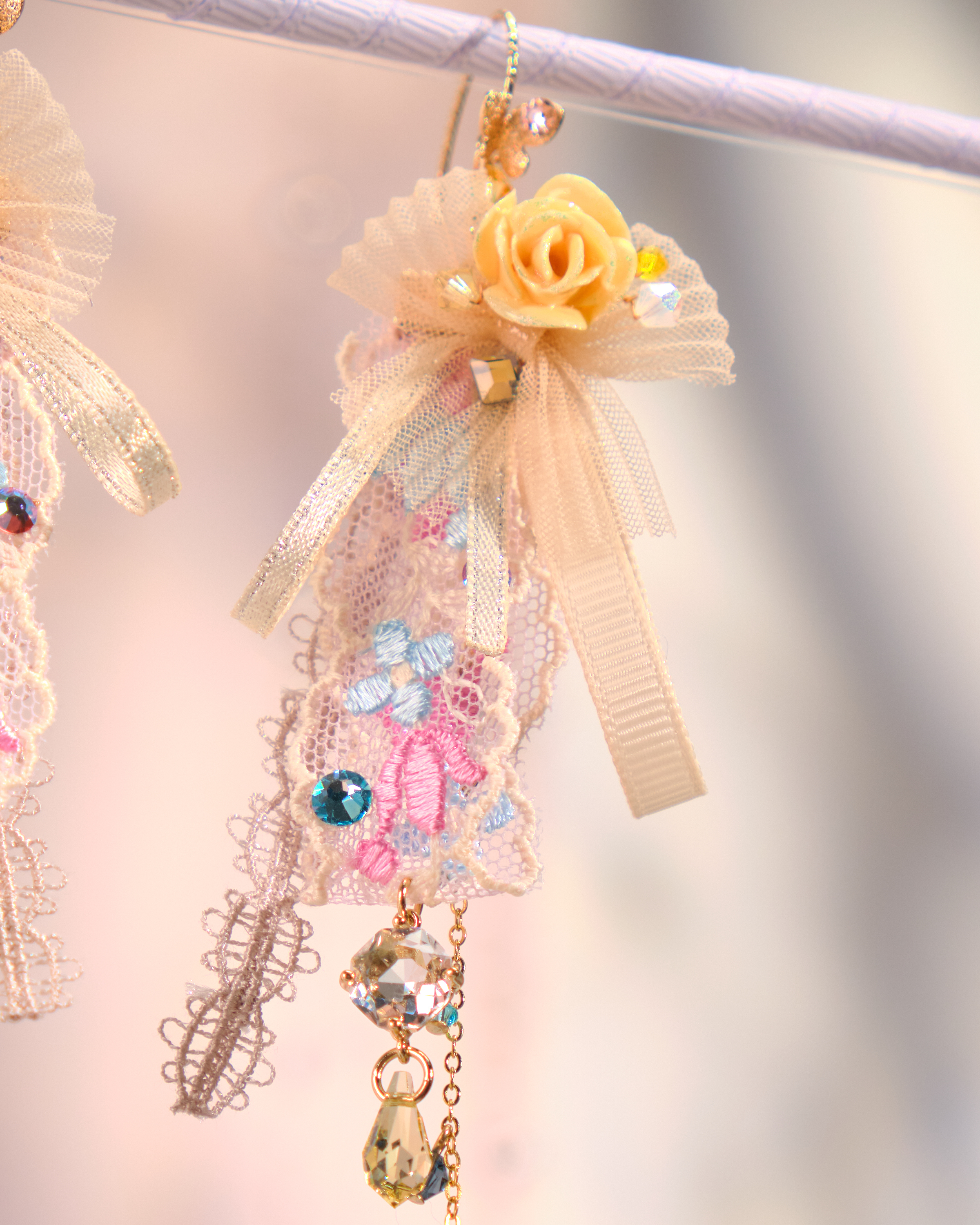 12240 兩用花束絲帶耳環