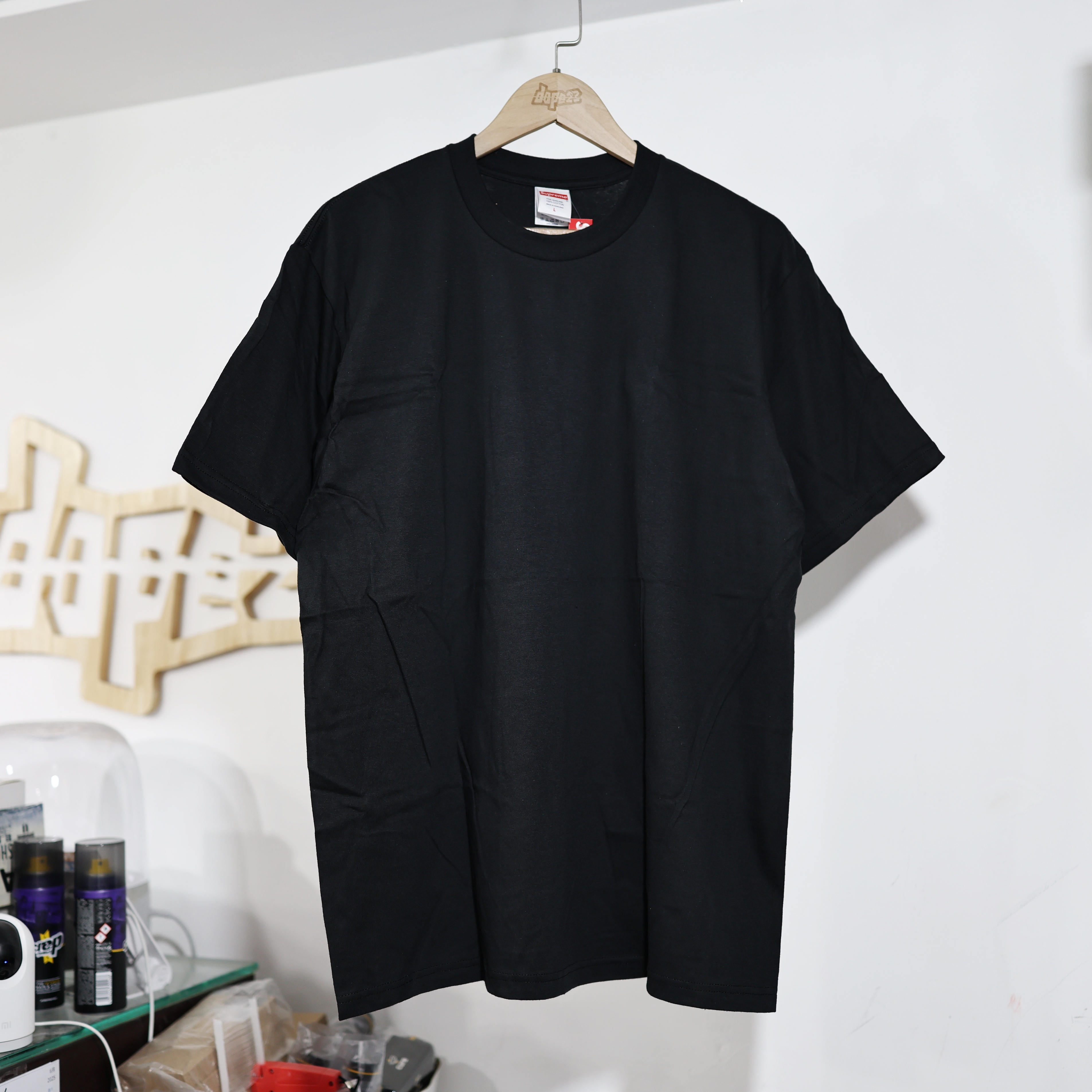 SUPREME SS25 TAPE TEE BLACK