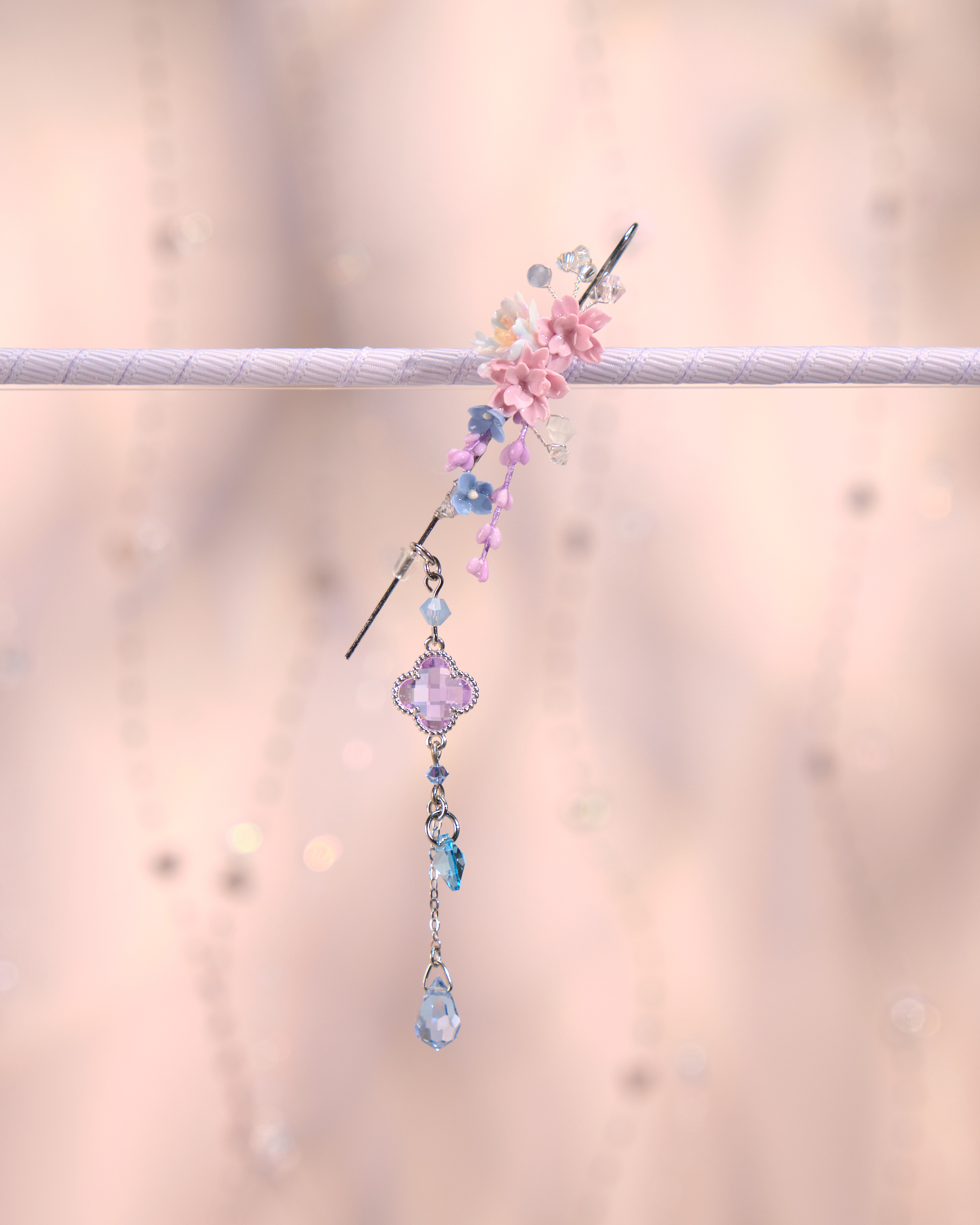 12231 Floral Pierced Earring