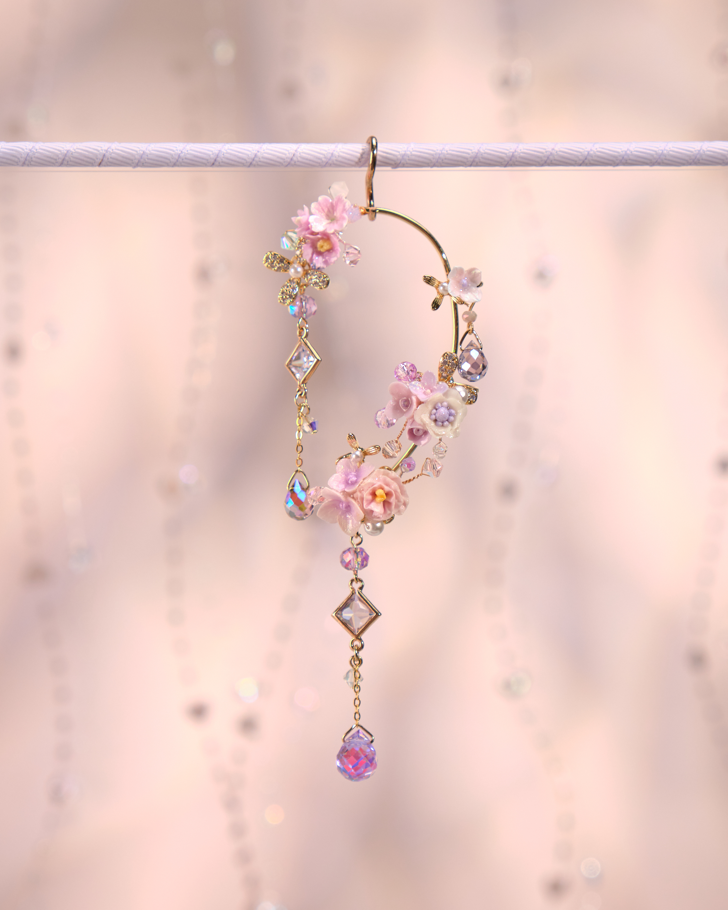 12228 Floral Golden Leaf Ear Cuff