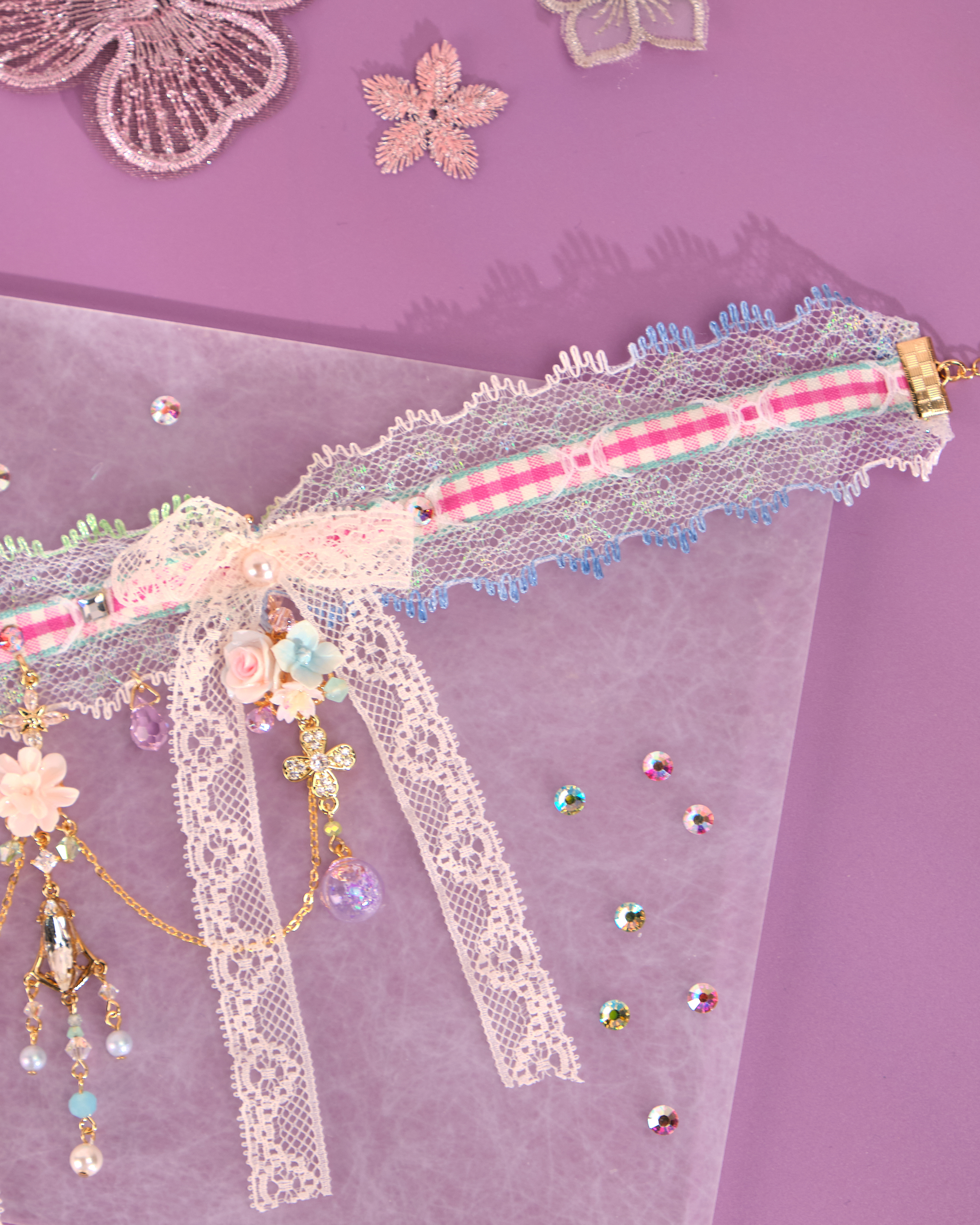 12220 Lace Bow Pendant Choker