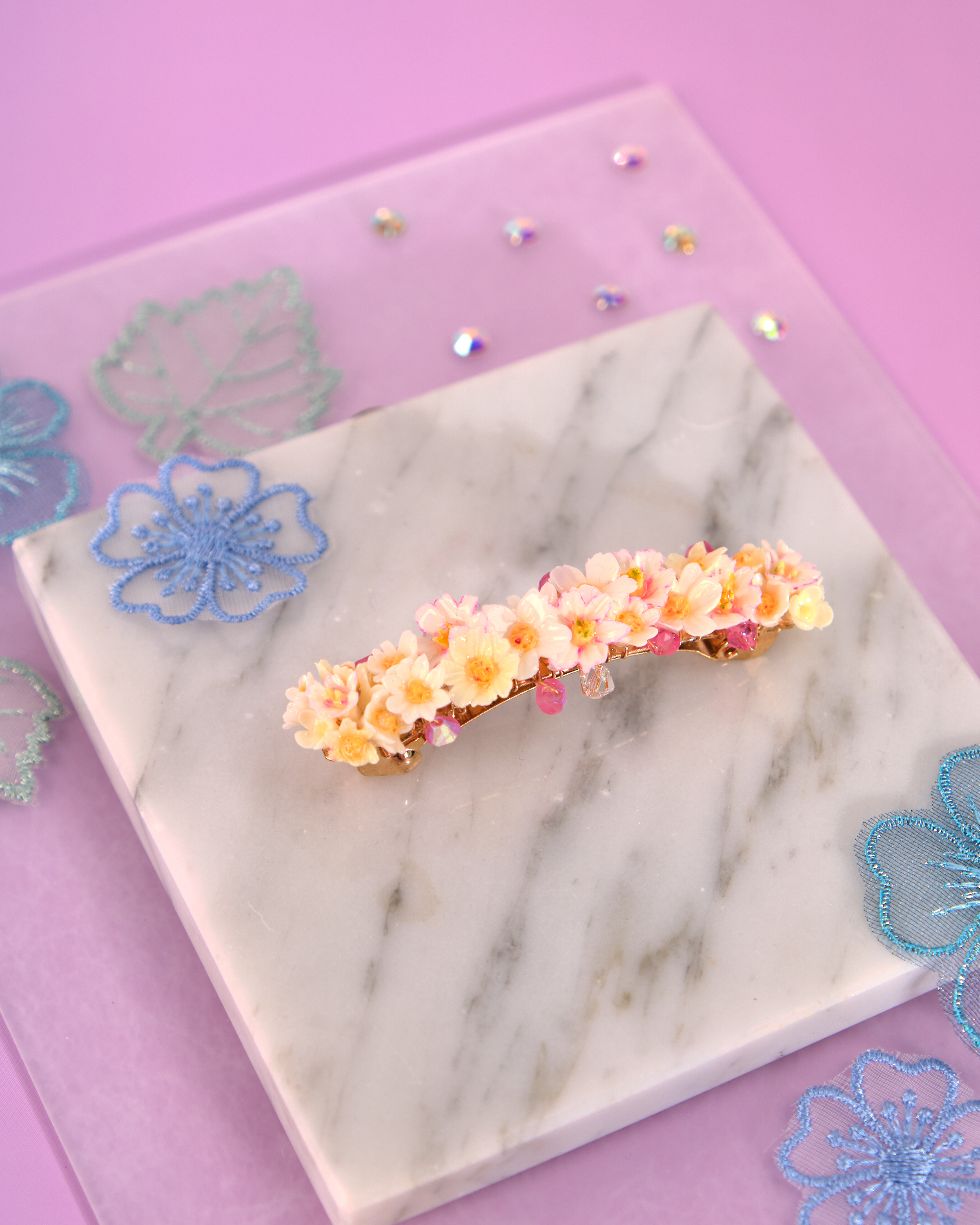 12215 Summer Breeze Floral Carrie Hair Clip