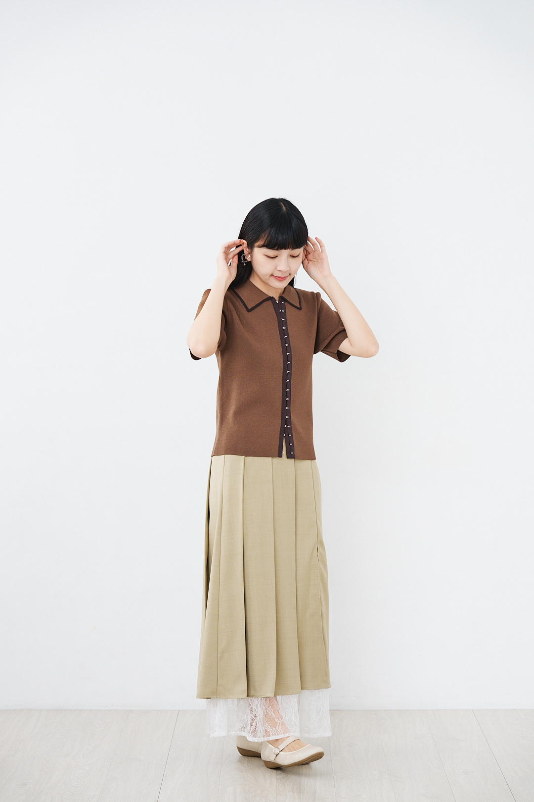 水波褶皺的私語！蕾絲層次百褶裙(三色-米)