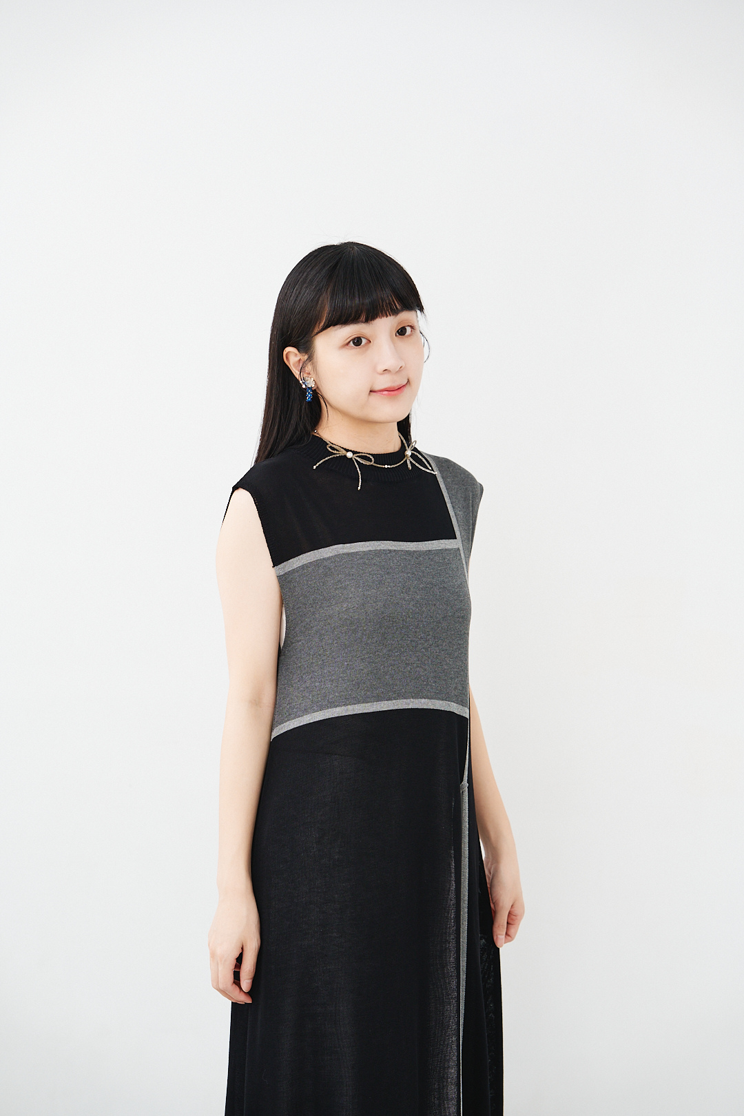 (限量)七月浮游！麻觸感配色連衣裙(三色-濃黑)