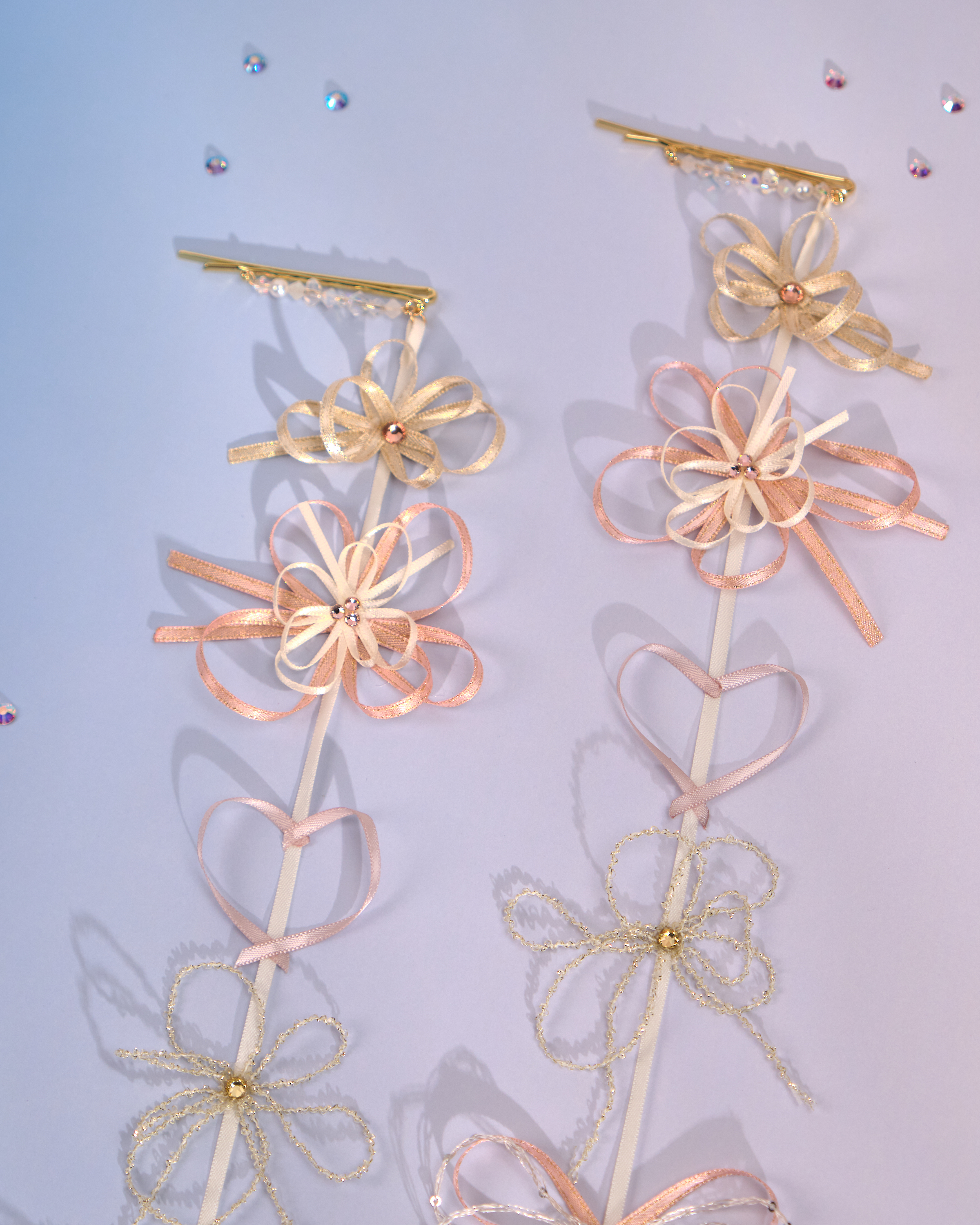 12188 小花一字夾配絲帶花吊飾 (一對)