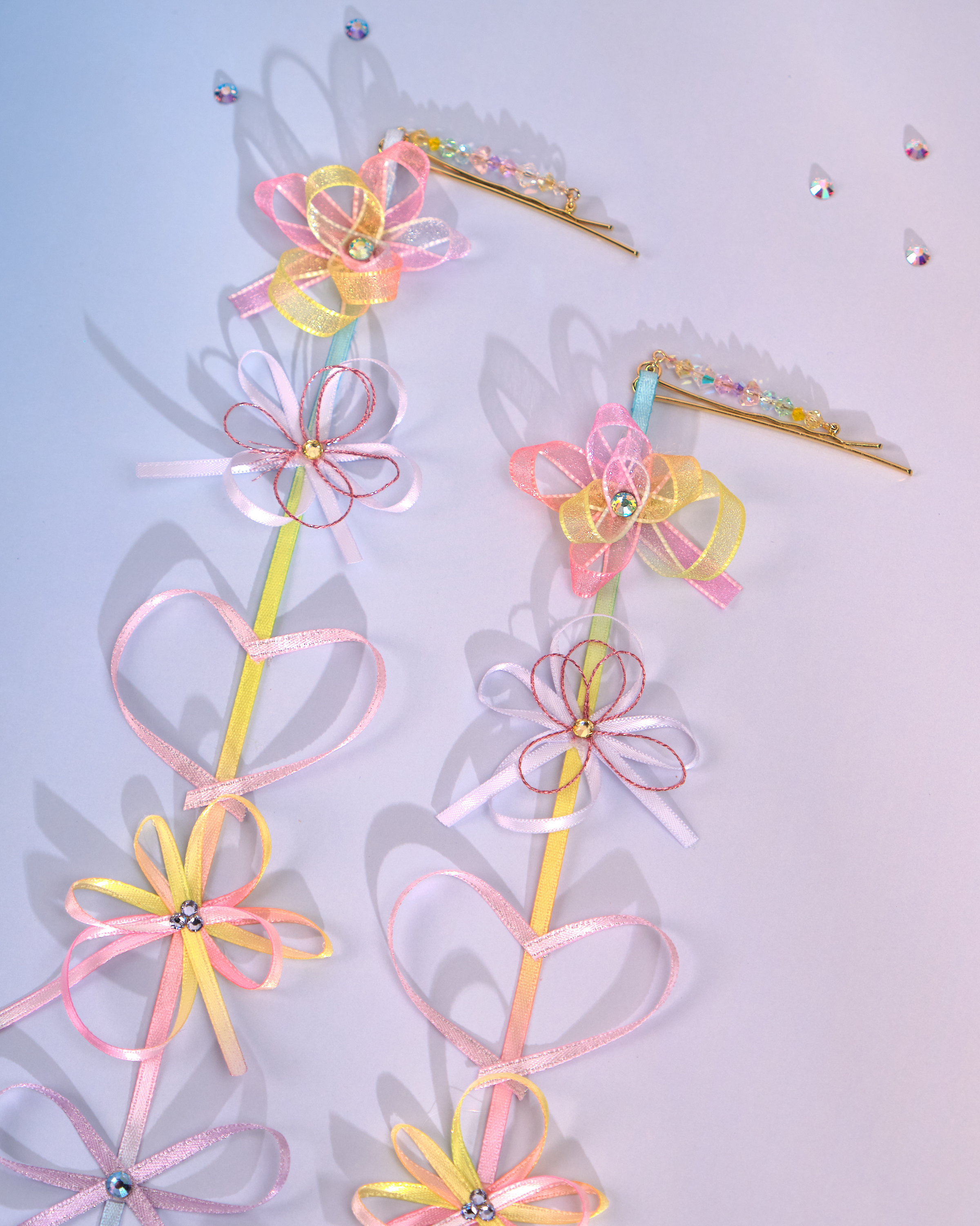 12186 小花一字夾配絲帶花吊飾 (一對)