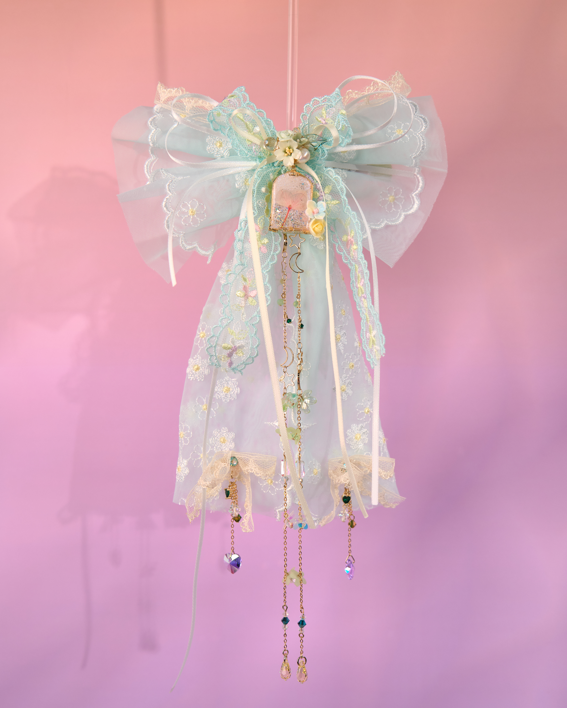 12169 Gift Box Ribbon Bow Hair Clip