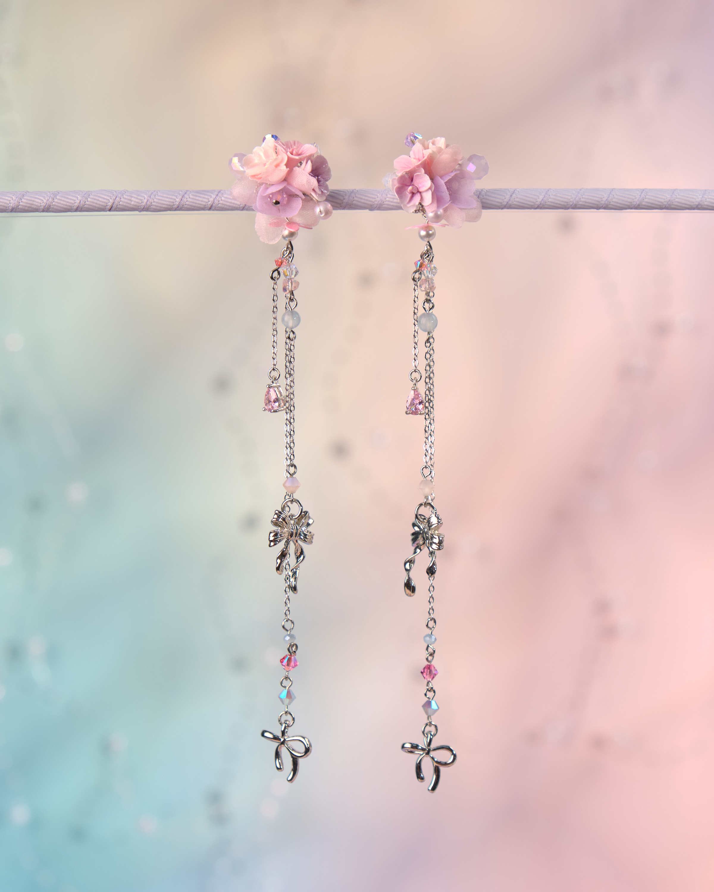 12133 Two Ways Meteor Half Bouquet Earrings