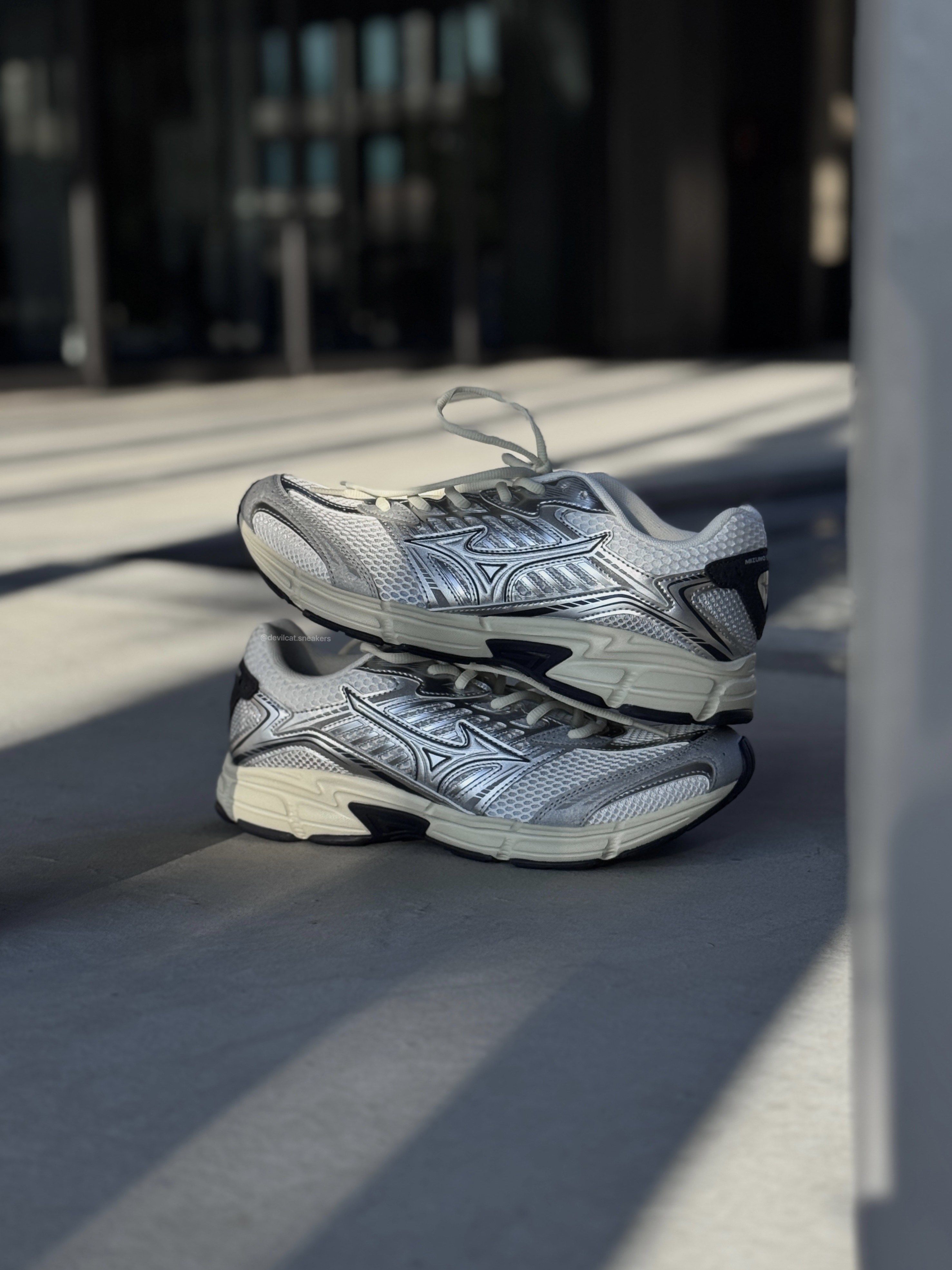Mizuno Speedo 減震 慢跑鞋 網布 異材質奶油底 Y2K 科技銀 D1GH251702
