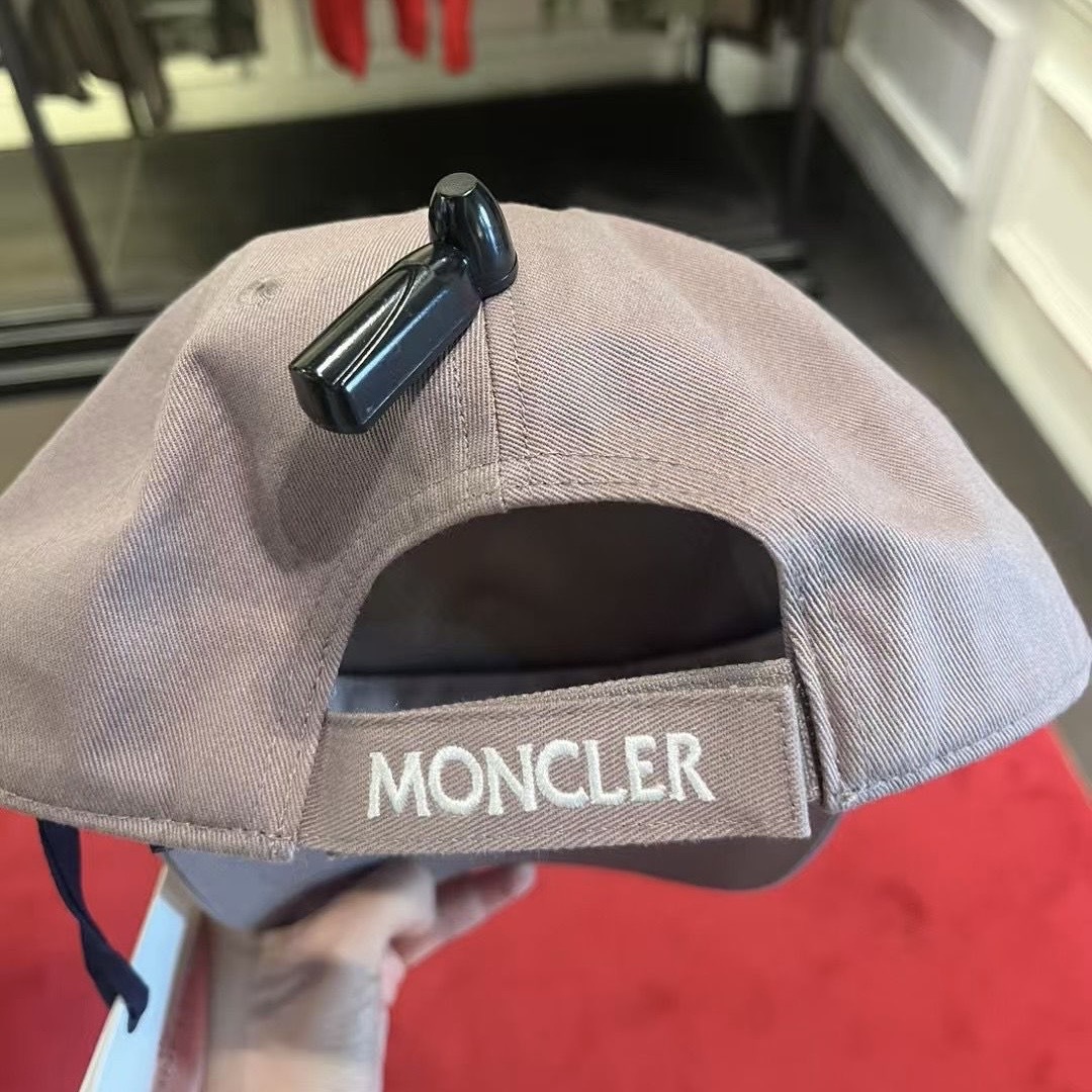 Outlet Moncler Cap