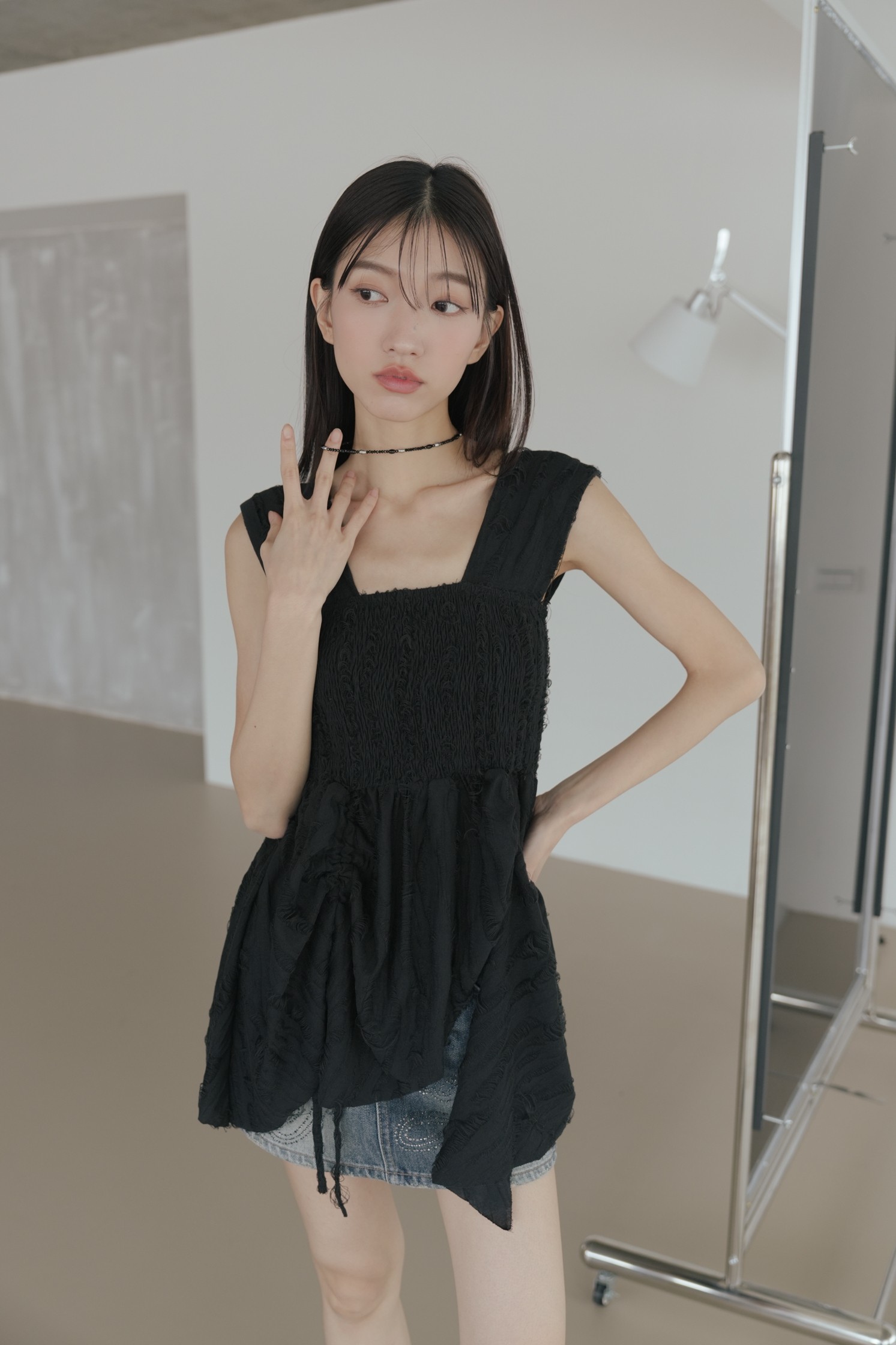 【Discount】Dusty Asymmetric Smocked Blouse #上衣