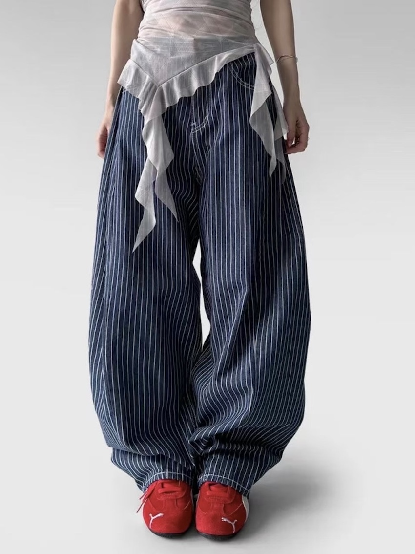 refreshing striped wide-leg trousers with american label detail in BLUE