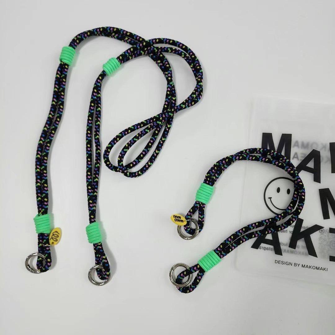 MAKOMAKI 黑色粗繩手機繩