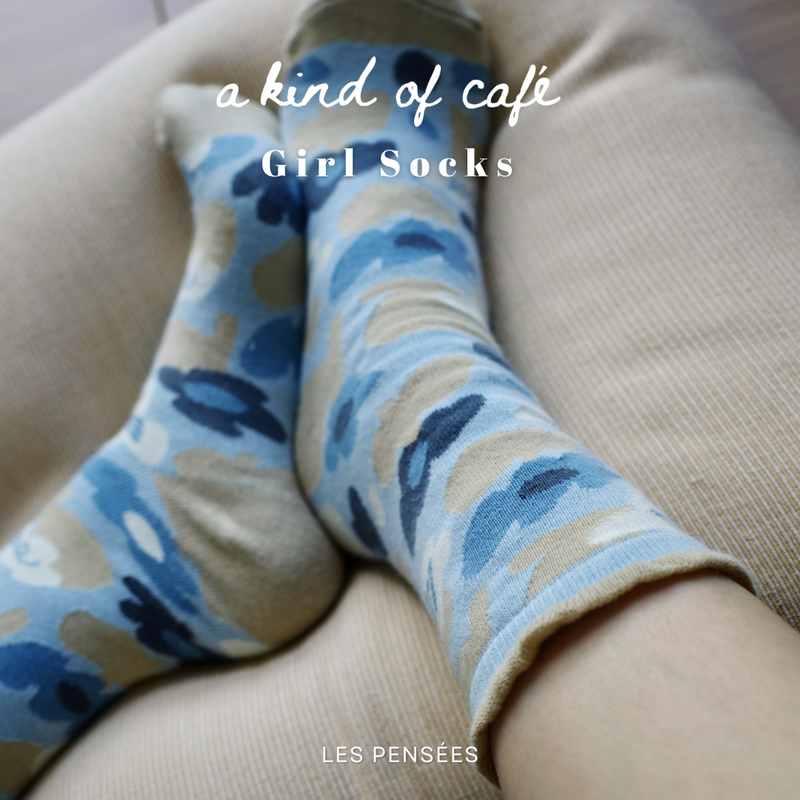 藍天白雲 什物女子襪｜什物 A KIND OF CAFE