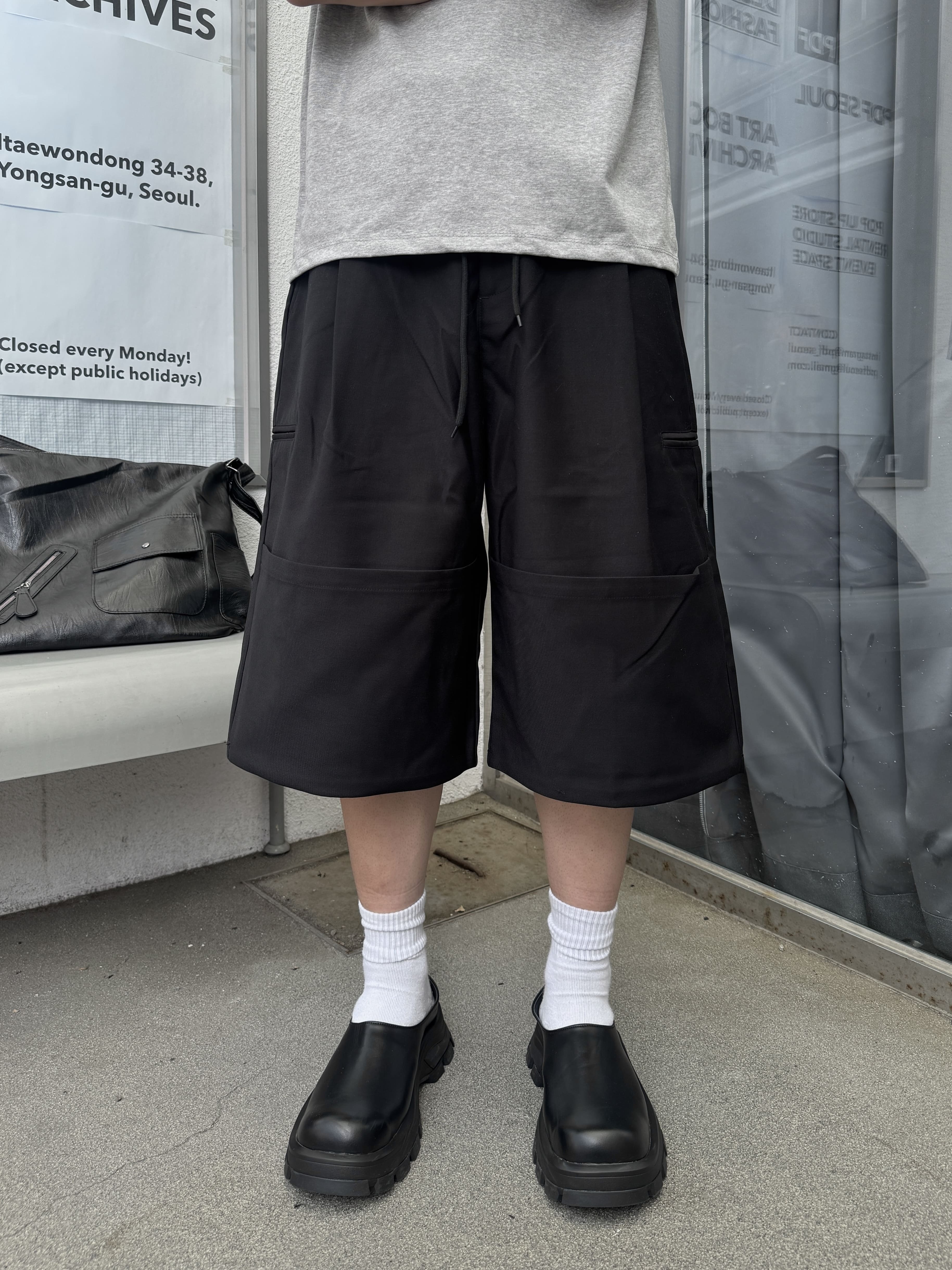 反摺層次 簡約 膝下 七分 西裝褲 短褲（現貨）