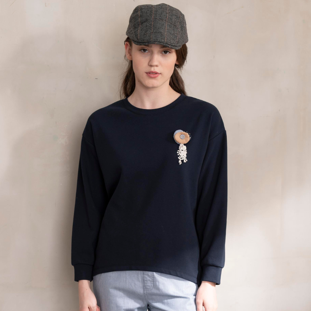 PIPPY彈性印花氣質棉質落肩長袖上衣 藍