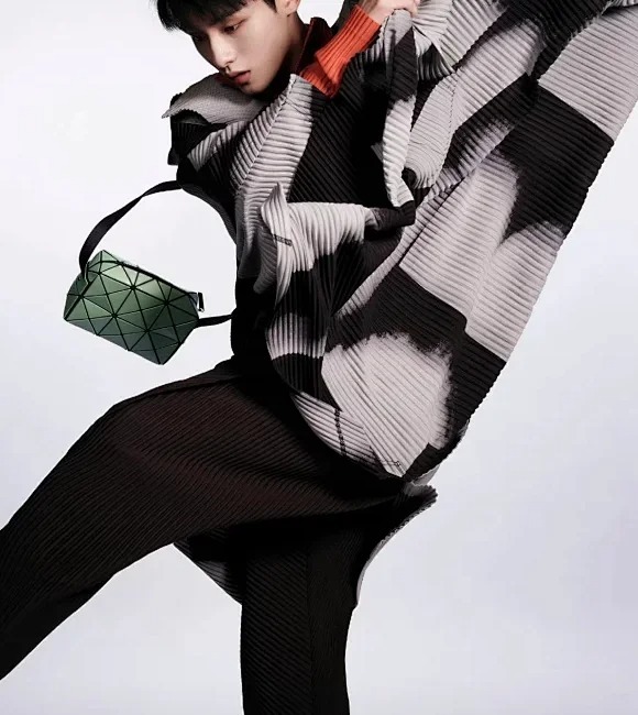 日本製🇯🇵 BAO BAO ISSEY MIYAKE 斜孭手袋